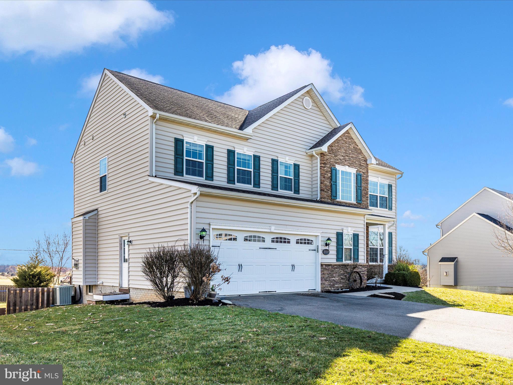 ELMWOOD FARM - Residential