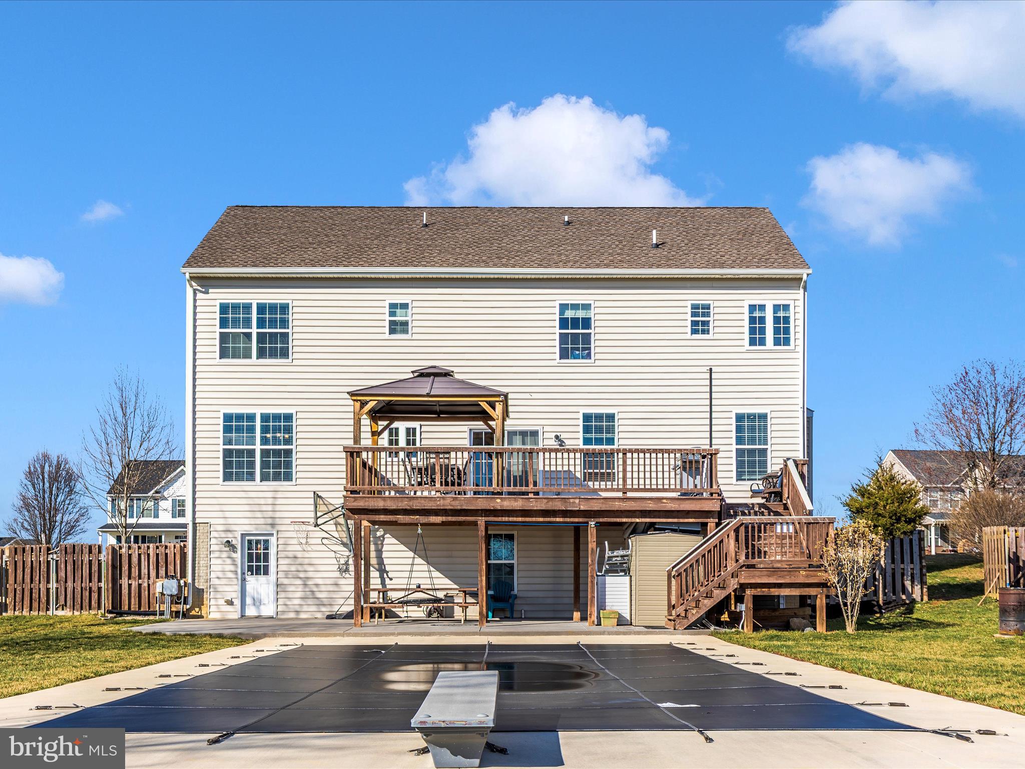 ELMWOOD FARM - Residential