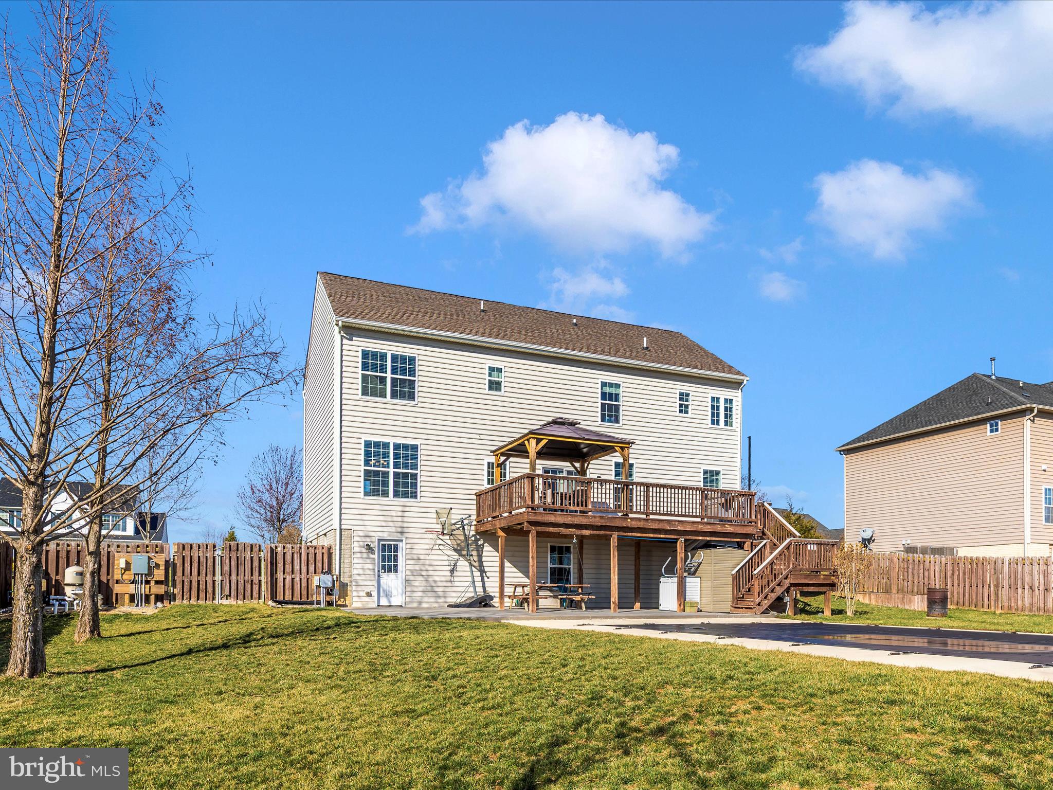 ELMWOOD FARM - Residential