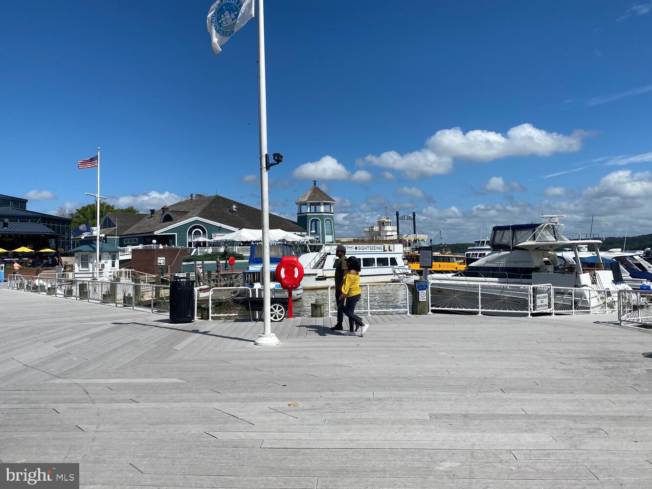 OLD TOWN ALEXANDRIA - Residential