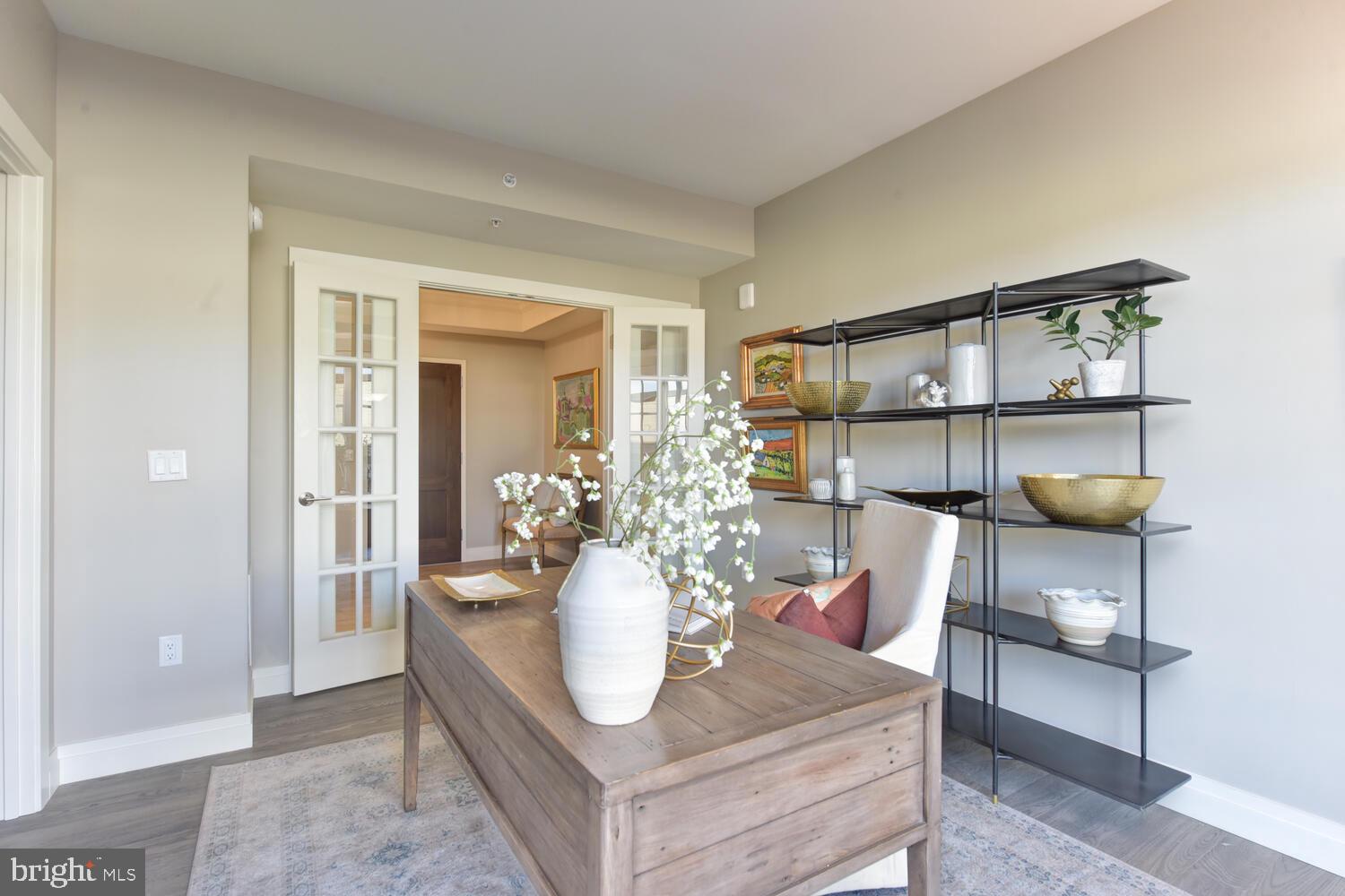 OLD TOWN ALEXANDRIA - Residential