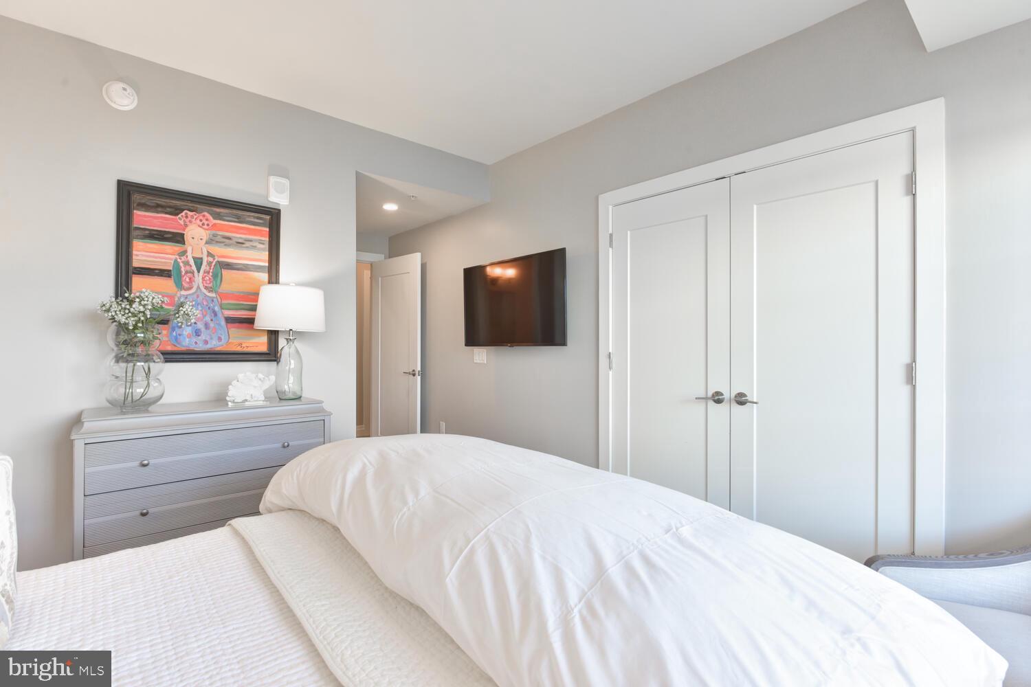 OLD TOWN ALEXANDRIA - Residential