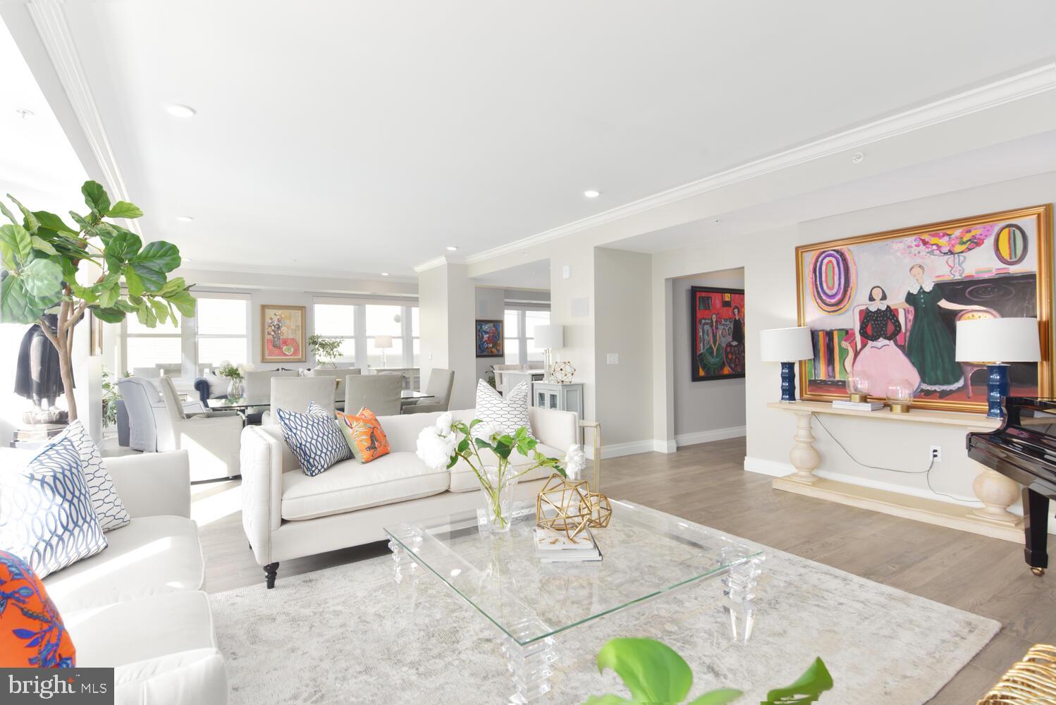 OLD TOWN ALEXANDRIA - Residential