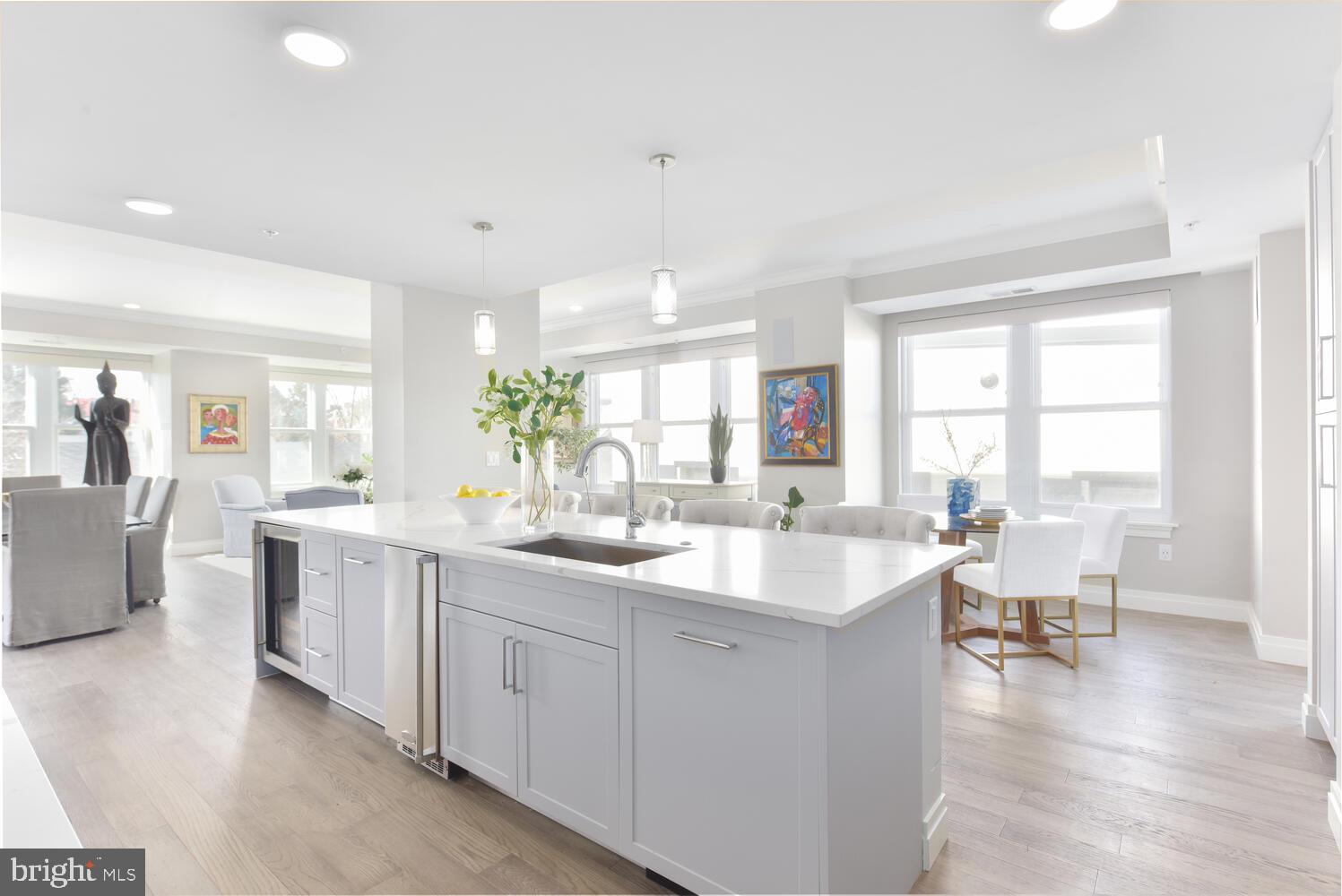 OLD TOWN ALEXANDRIA - Residential