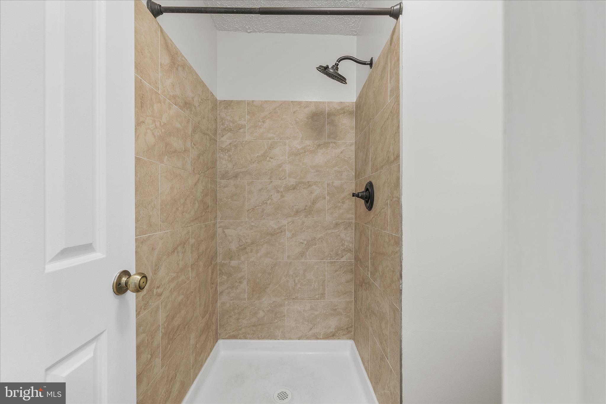 WOODSTREAM VILLAGE - Residential