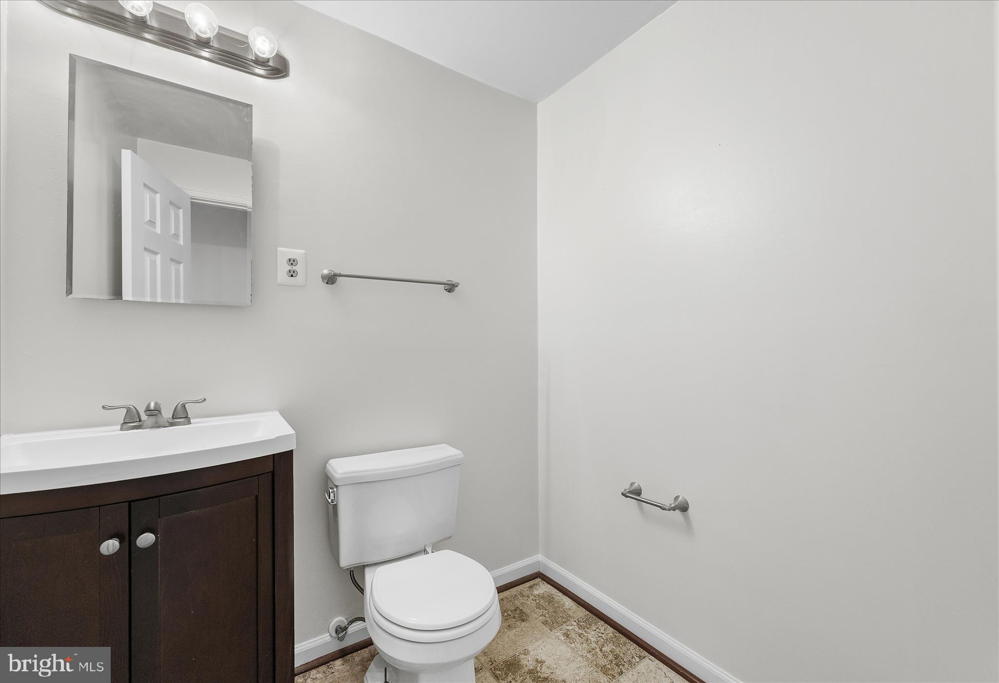 WOODSTREAM VILLAGE - Residential