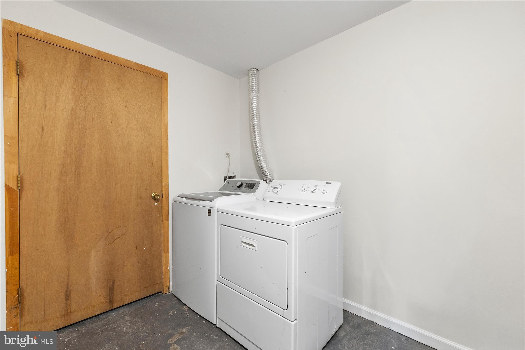 WOODSTREAM VILLAGE - Residential