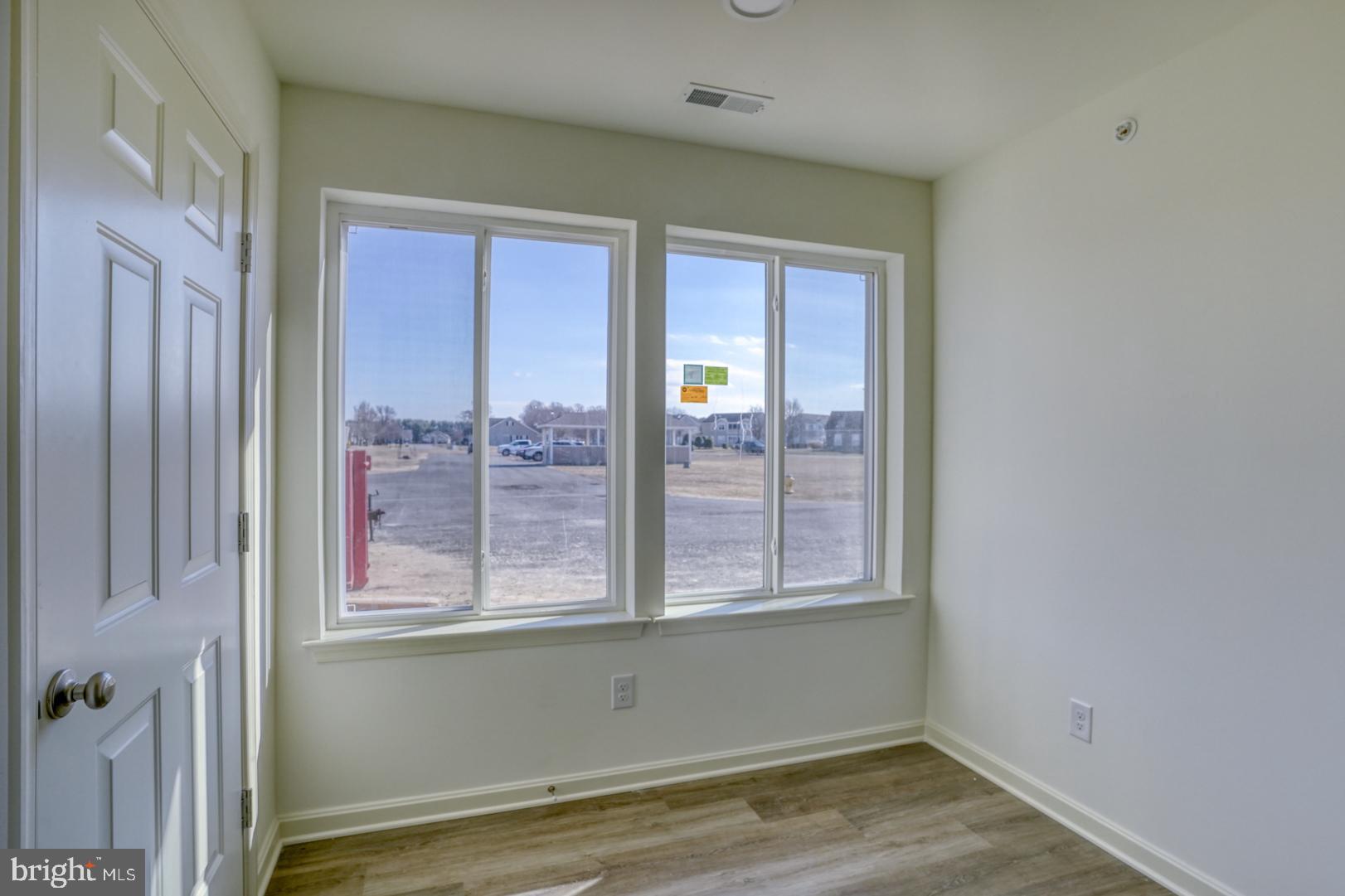 HEARTHSTONE MANOR - Residential