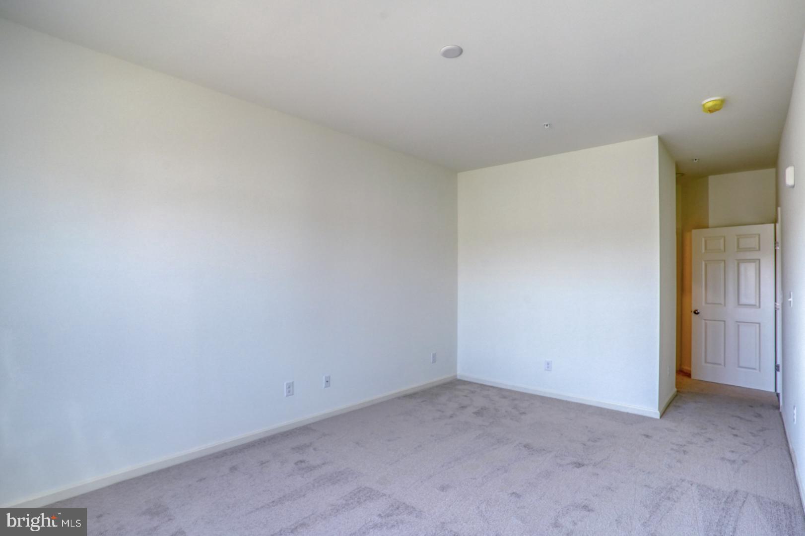 HEARTHSTONE MANOR - Residential