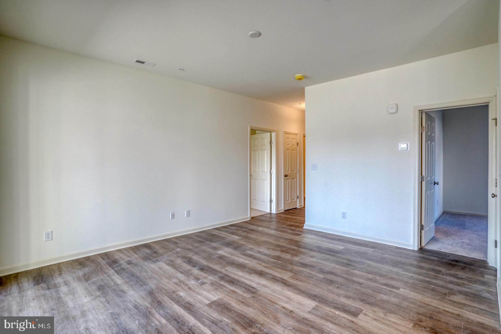 HEARTHSTONE MANOR - Residential