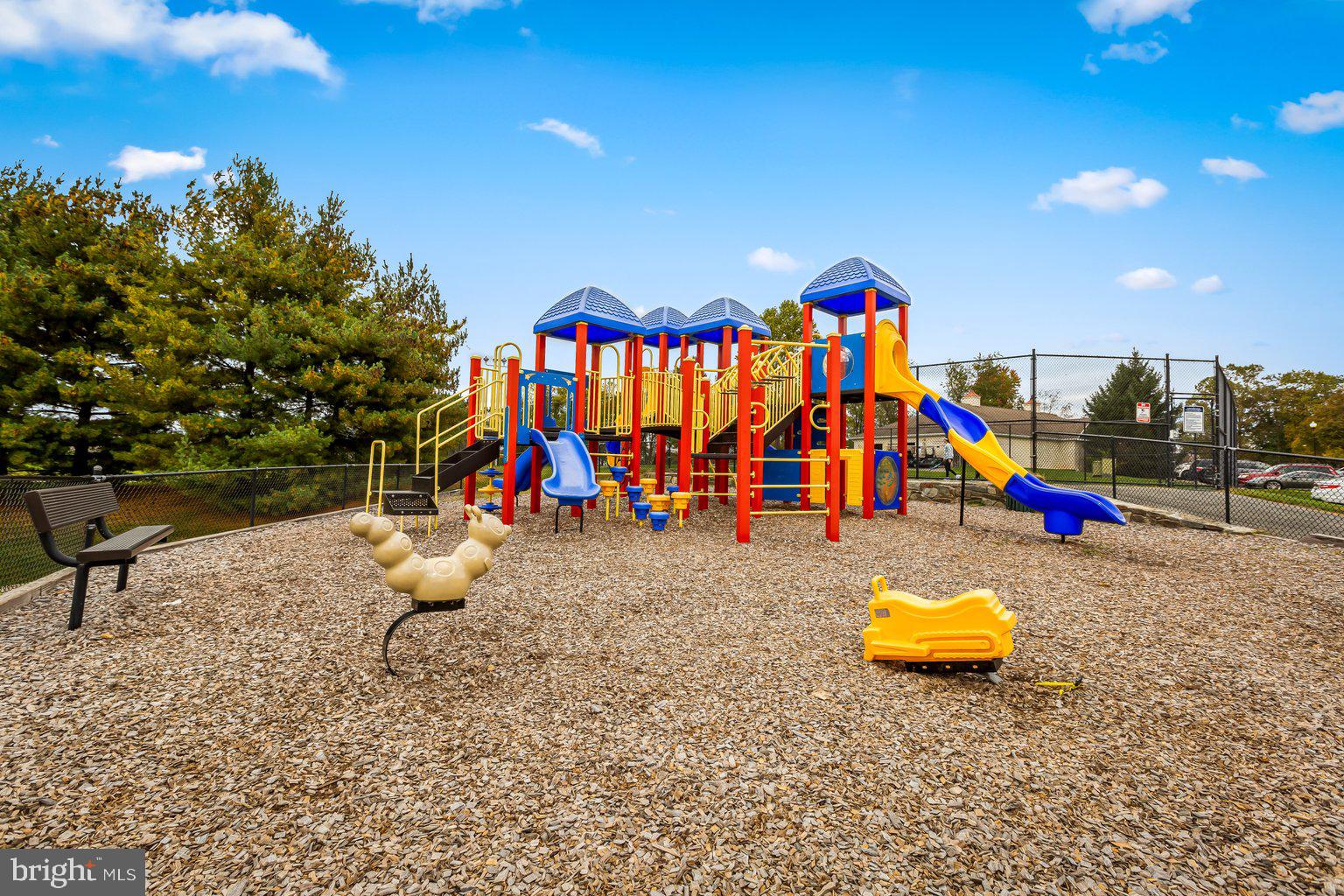 WAVERLY WOODS - Residential