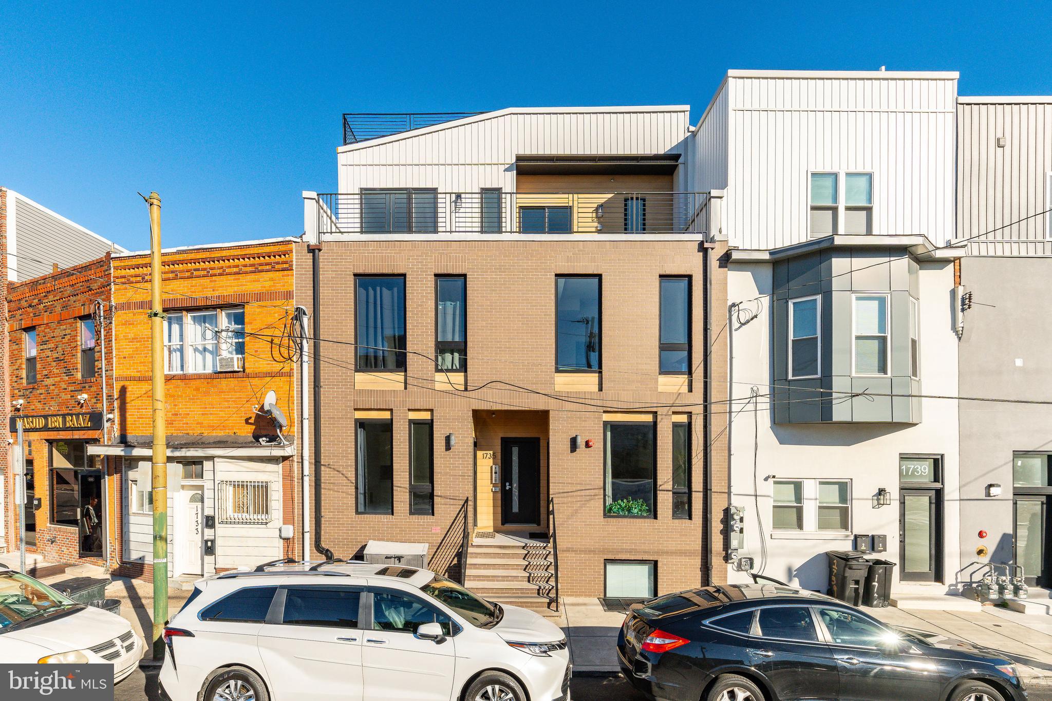 POINT BREEZE - Commercial Sale