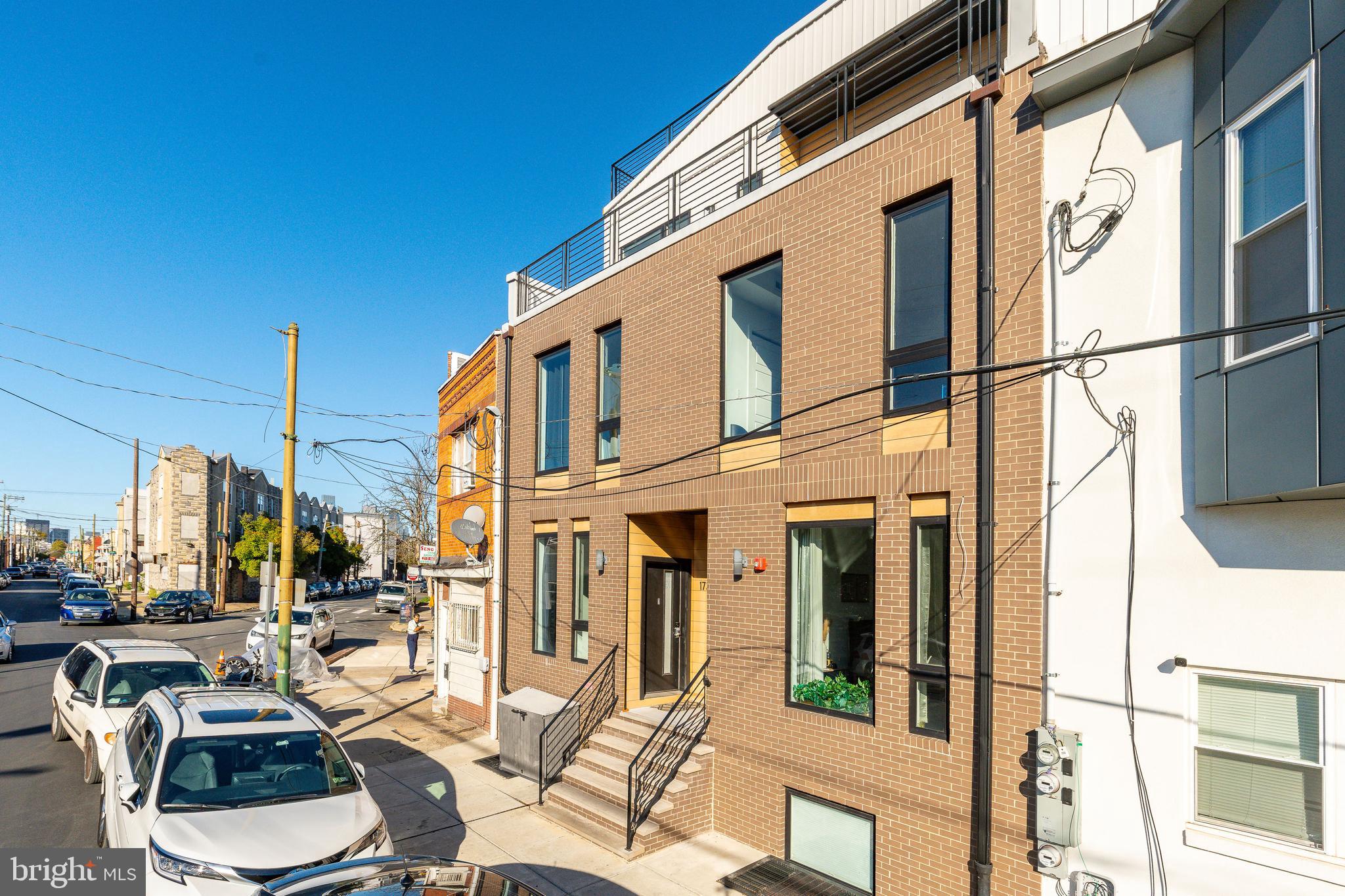 POINT BREEZE - Commercial Sale