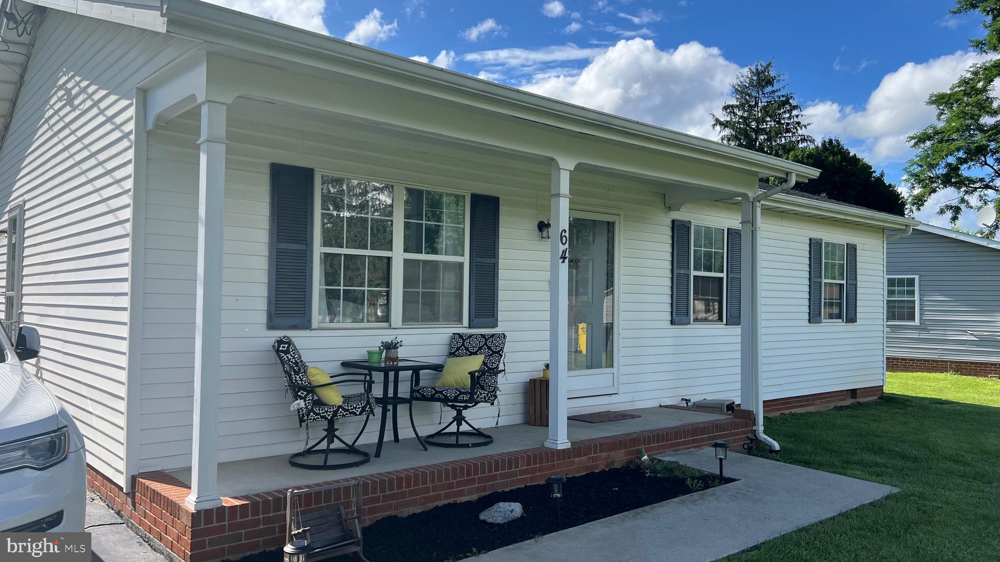 PIKEVIEW ACRES WEST - Residential Lease