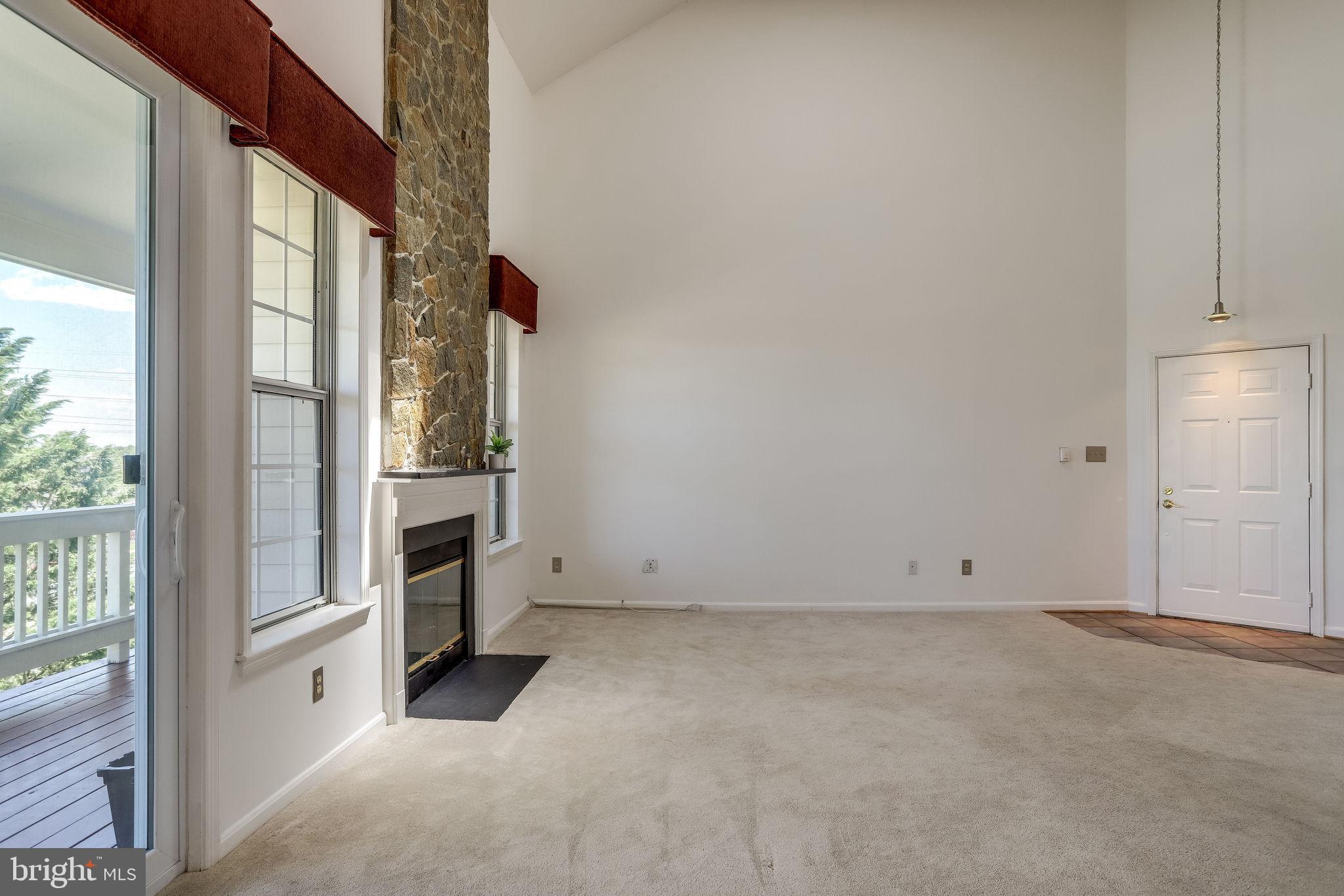 ETON SQUARE - Residential