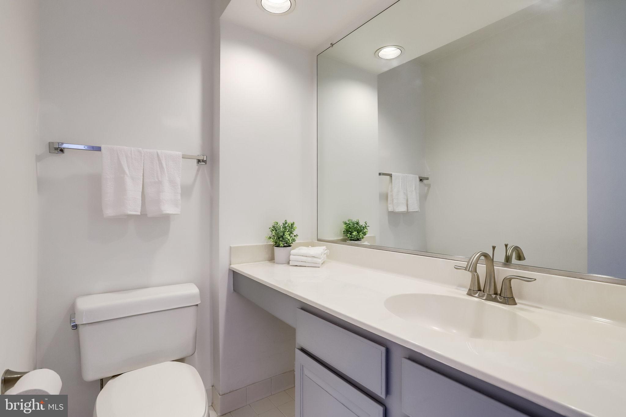 ETON SQUARE - Residential