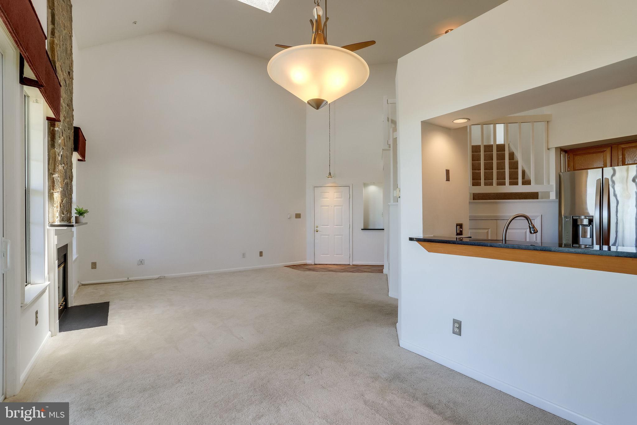 ETON SQUARE - Residential