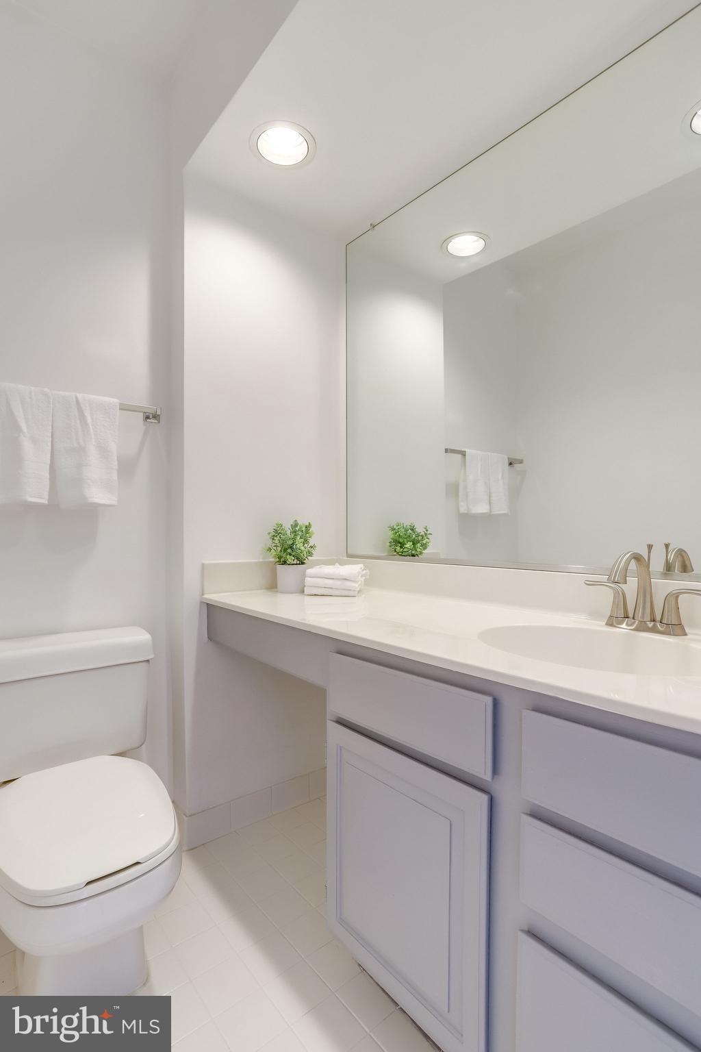 ETON SQUARE - Residential