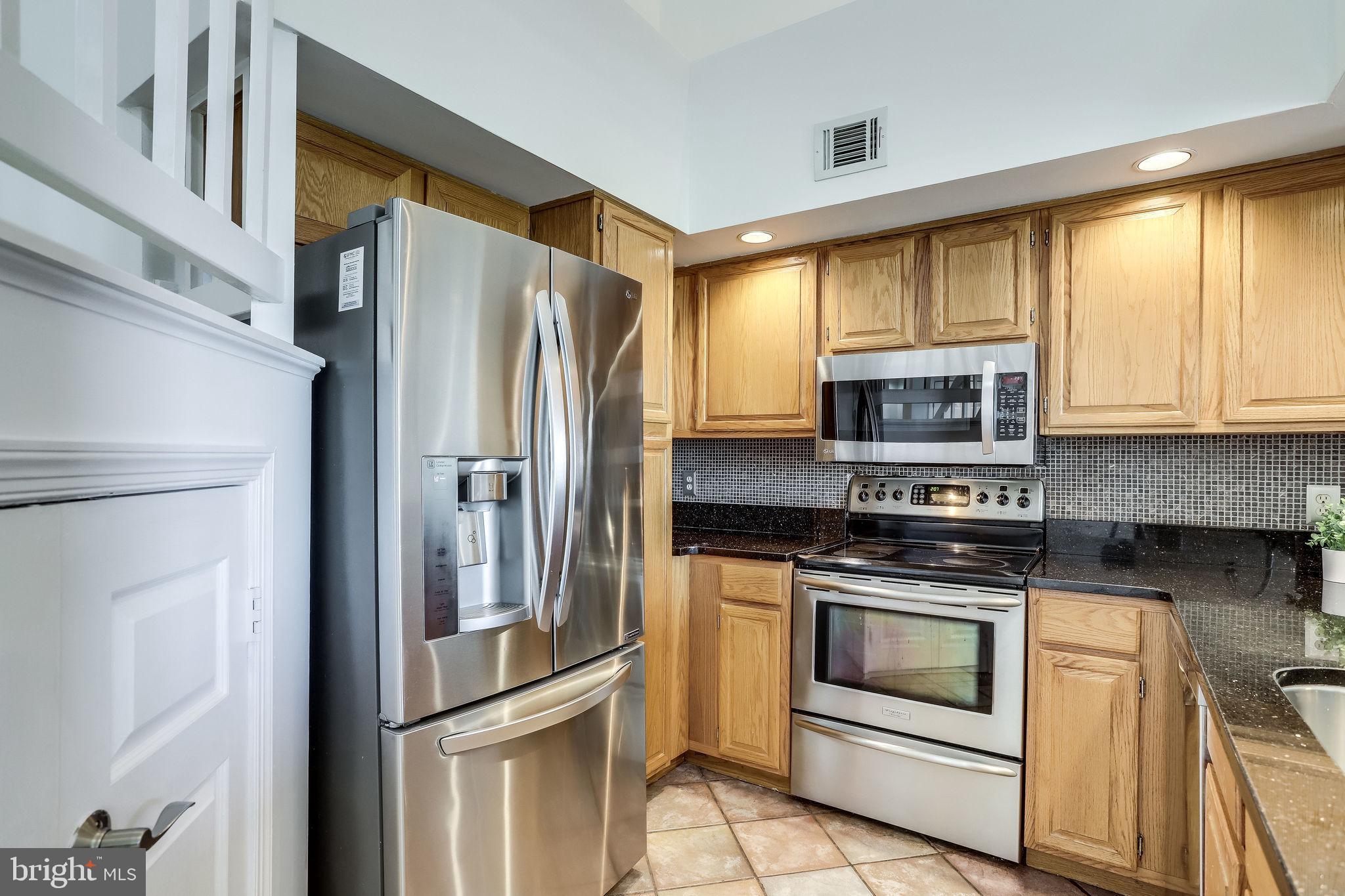 ETON SQUARE - Residential