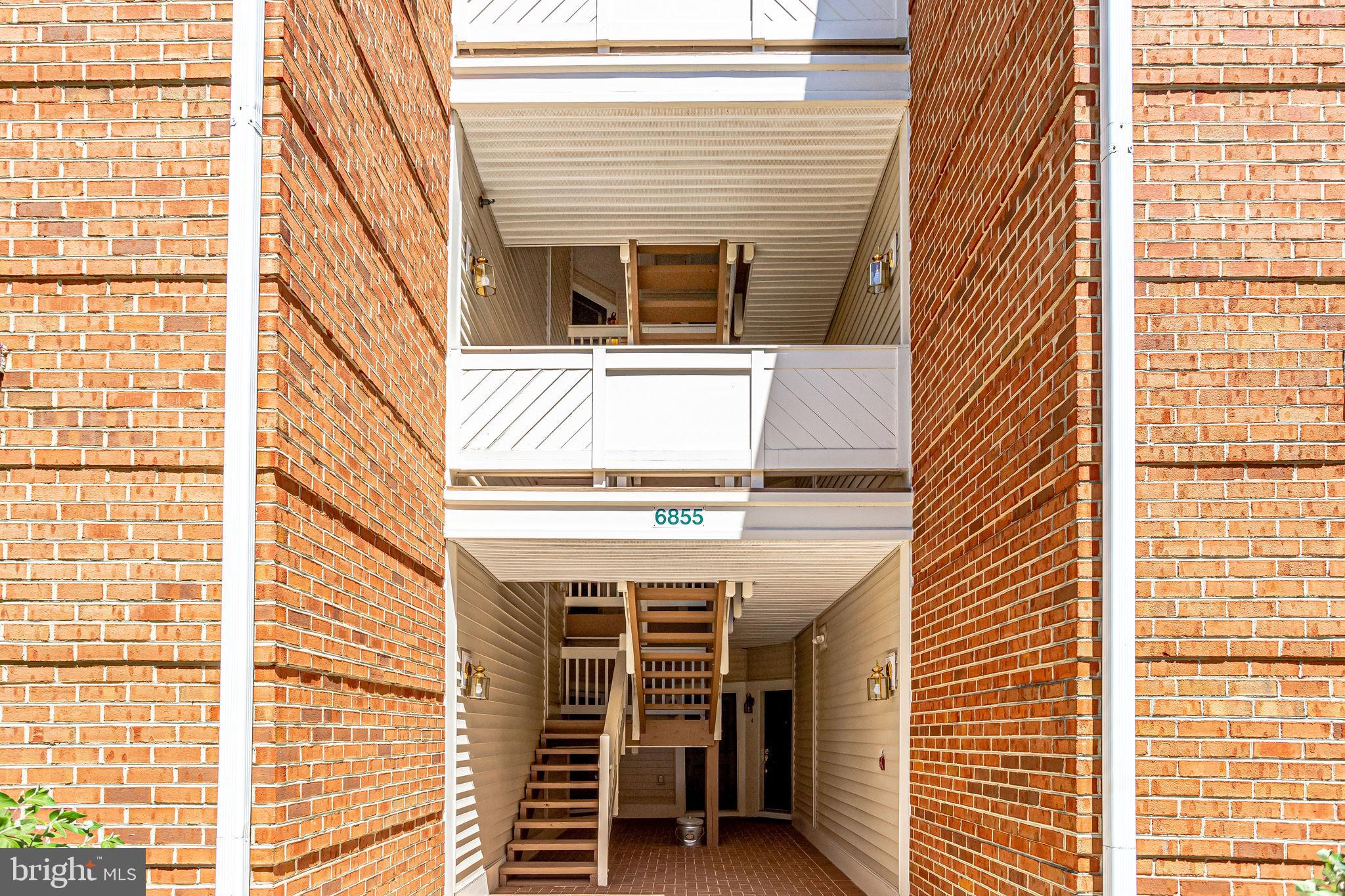 ETON SQUARE - Residential