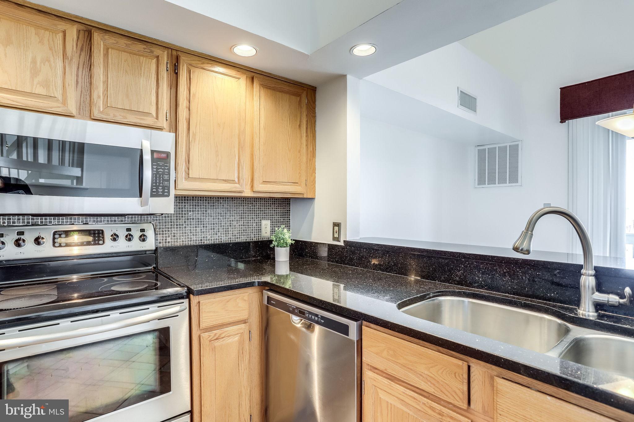 ETON SQUARE - Residential