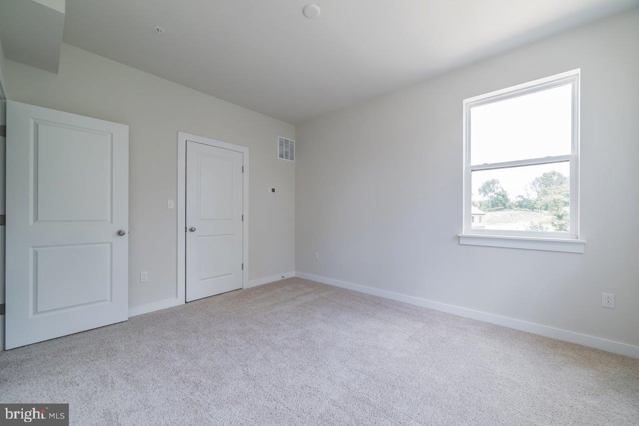 WOODMORE OVERLOOK - Residential