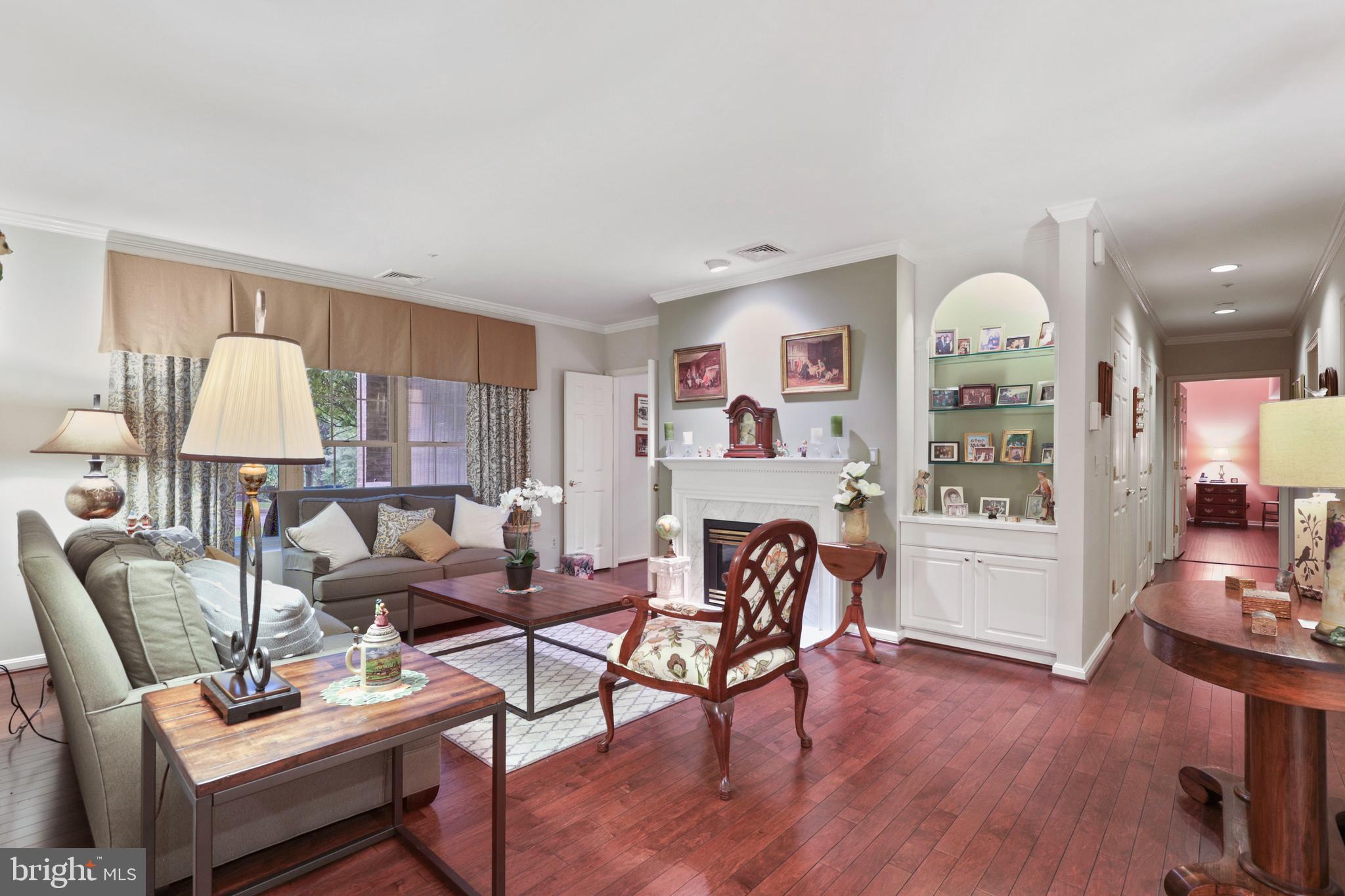 BELMONT FOREST - Residential