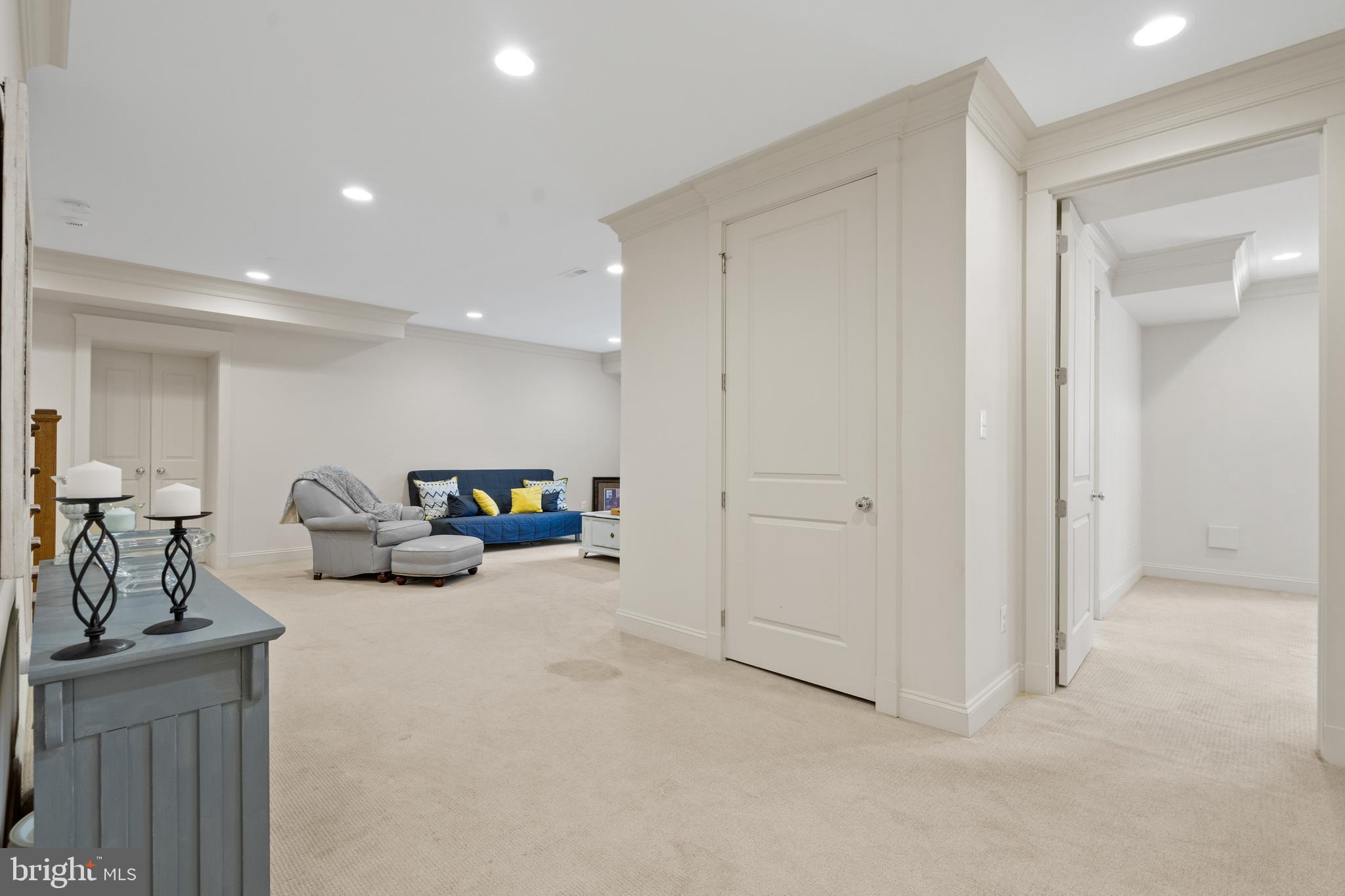 BRADDOCK HEIGHTS - Residential