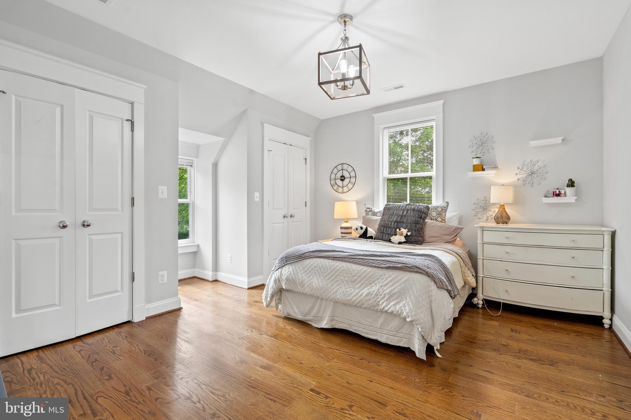 BRADDOCK HEIGHTS - Residential