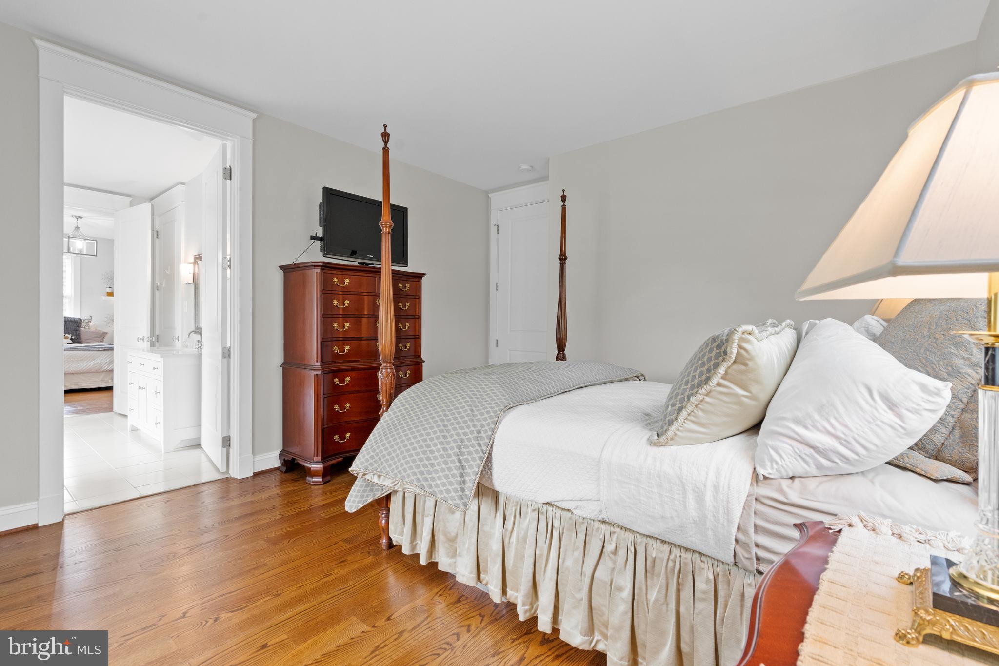 BRADDOCK HEIGHTS - Residential