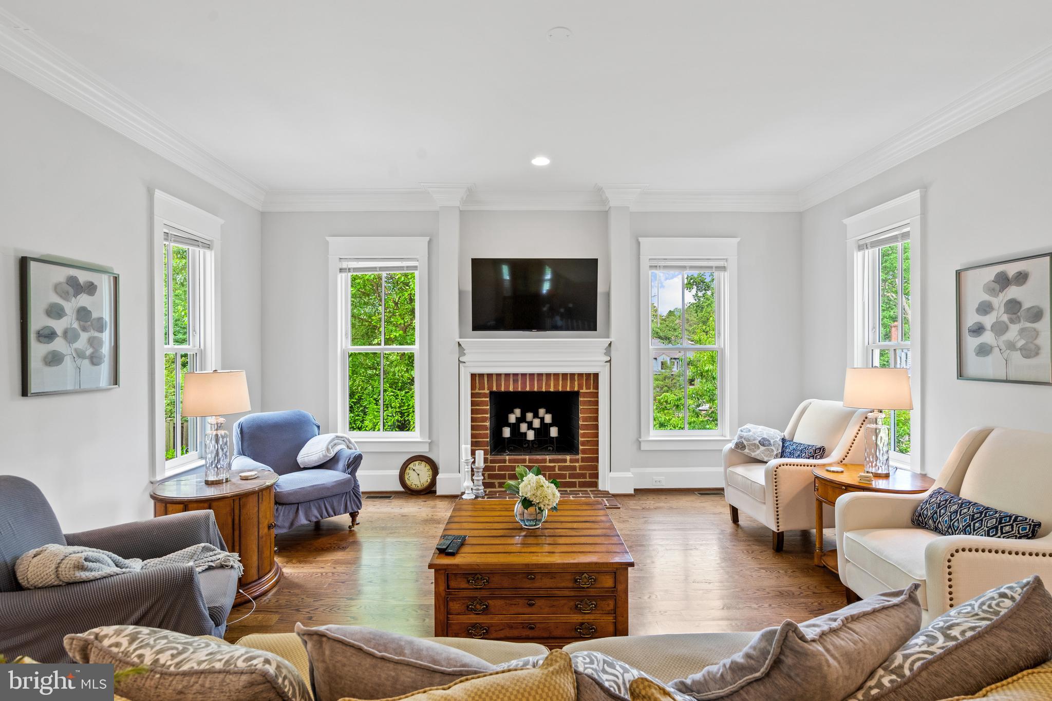 BRADDOCK HEIGHTS - Residential