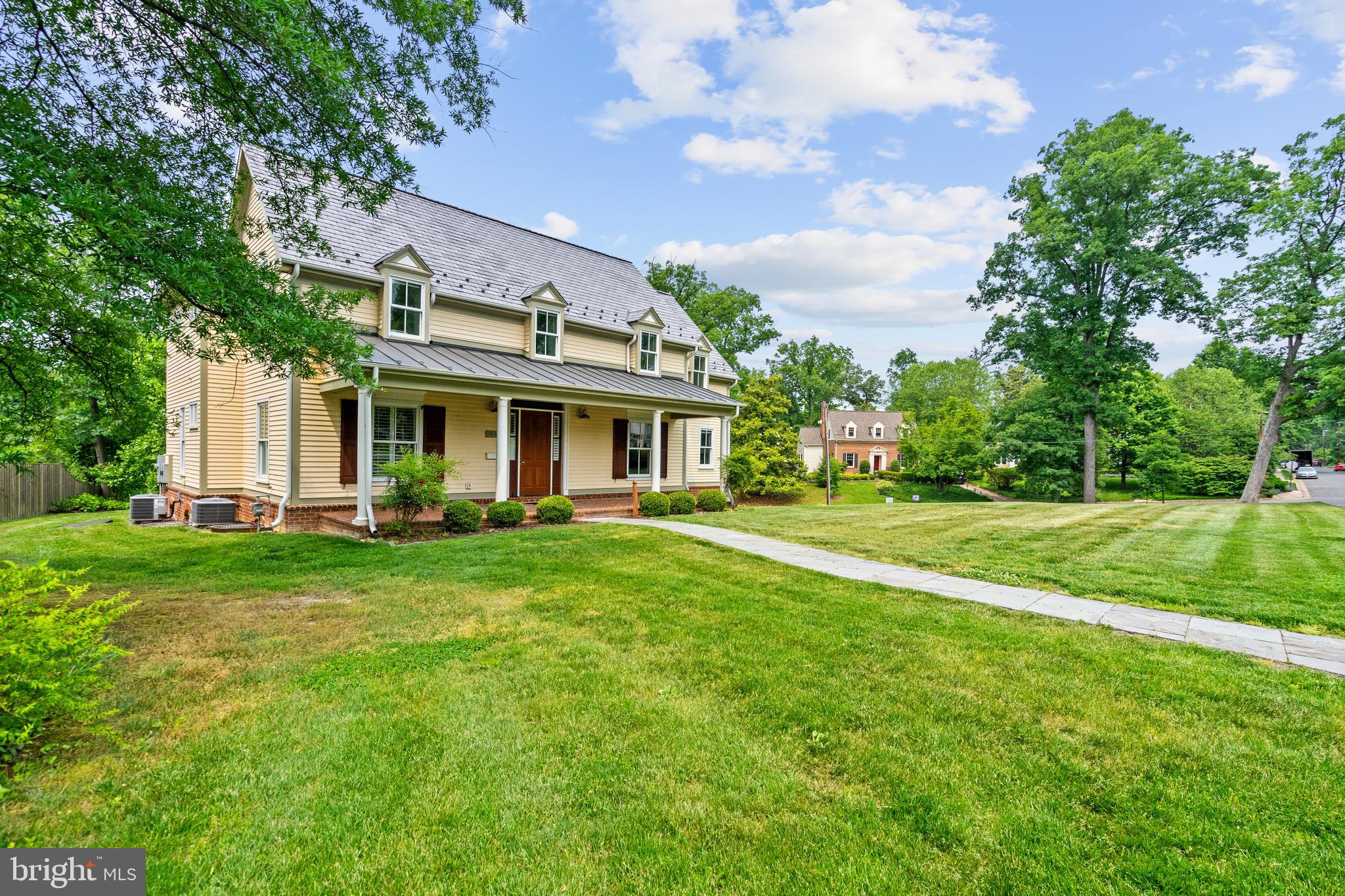 BRADDOCK HEIGHTS - Residential