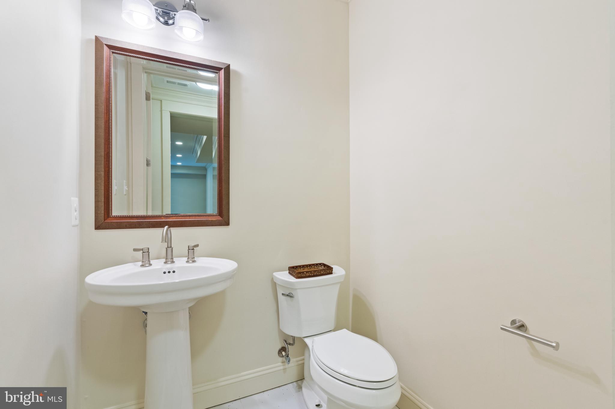 BRADDOCK HEIGHTS - Residential