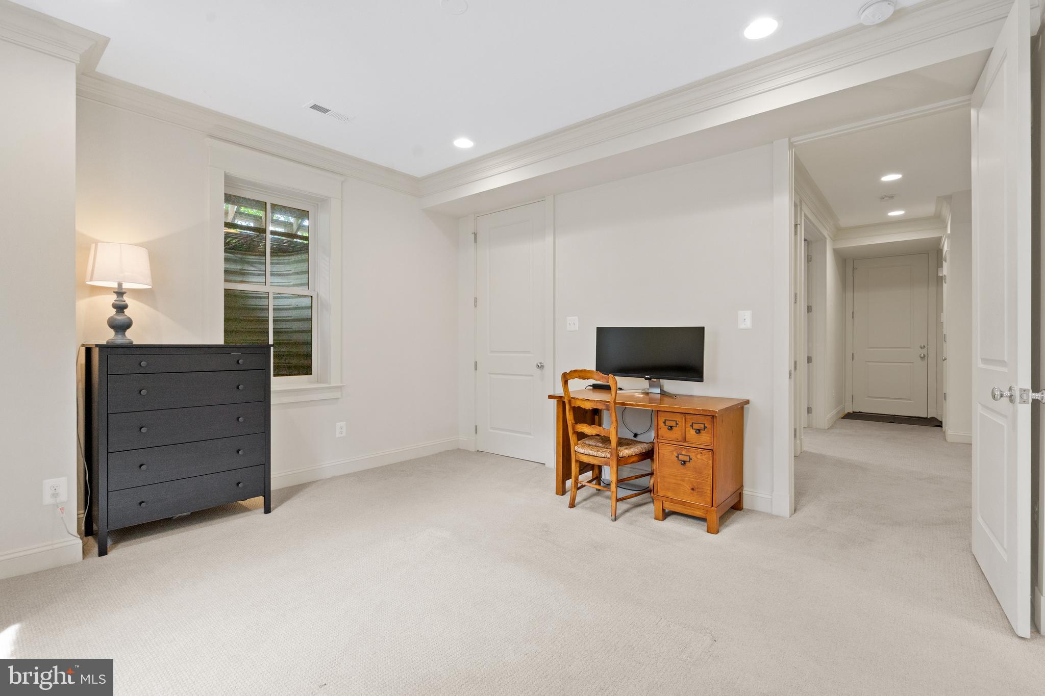 BRADDOCK HEIGHTS - Residential