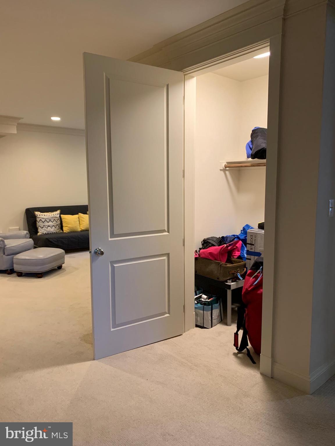 BRADDOCK HEIGHTS - Residential