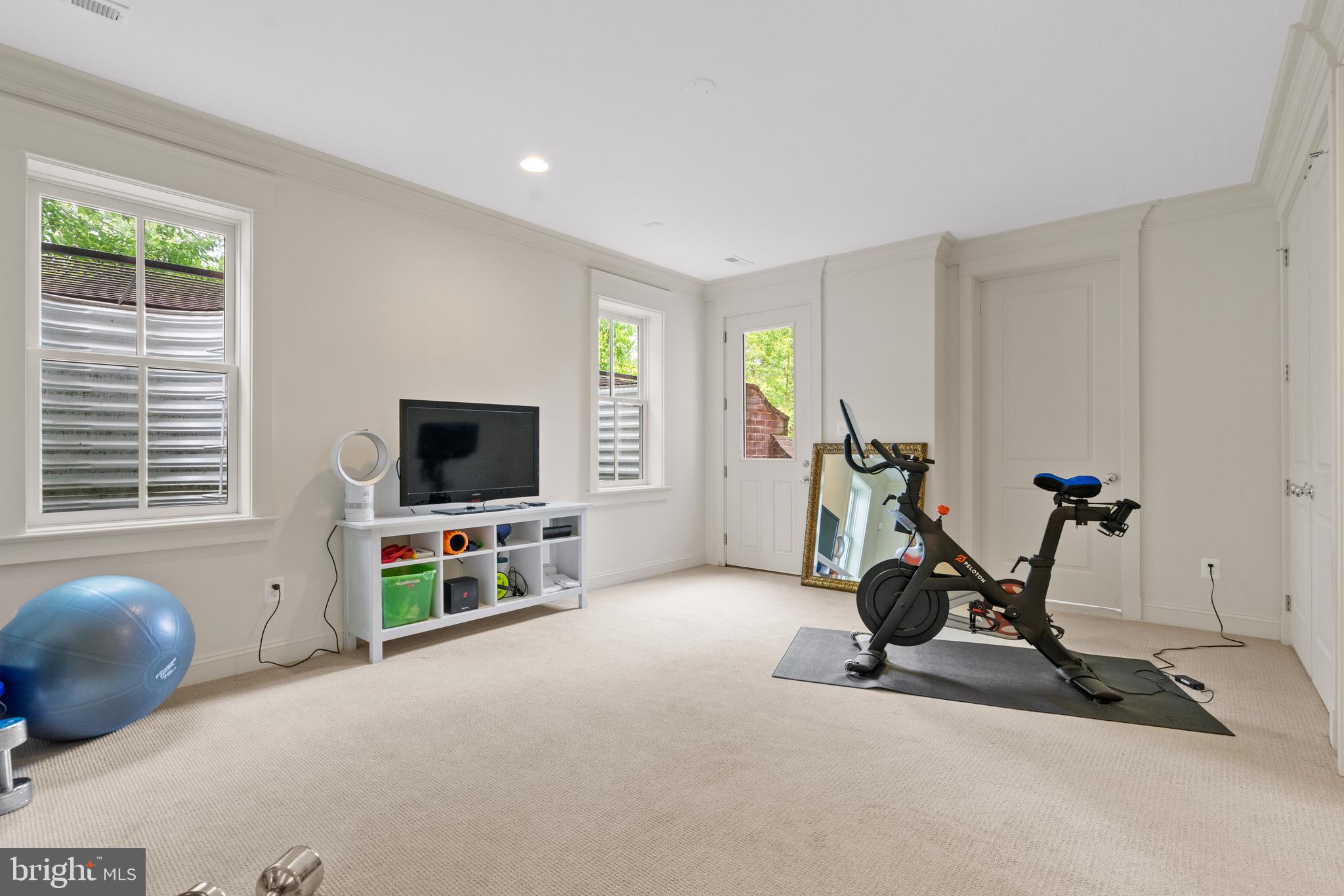 BRADDOCK HEIGHTS - Residential