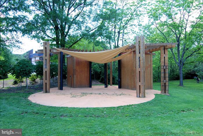 PARK TERRACE - Residential Lease