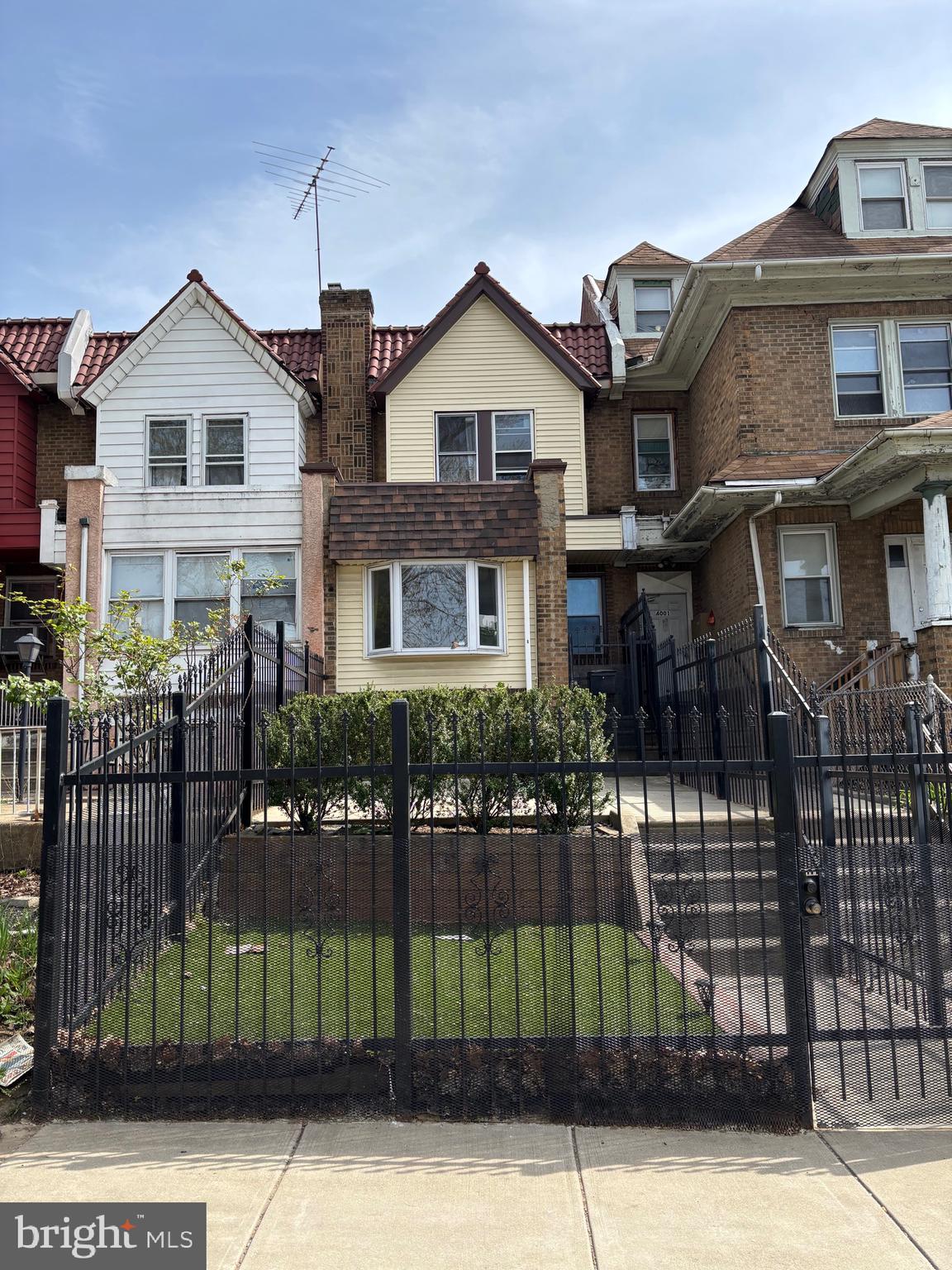 PRICE Drop 5k. Attention homeowners looking for a turn key home. This 1500 sq ft home offers 3 bed rooms, 2 full baths. This straight through home offers large EIK. There is also a finished basement with a full bath. The washer, dryer are also in the front part of the basement. Off the kitchen is a large deck which is great for entertaining. The front of home has a nice secured front yard with patio. You have an attached garaged with access to the garage via the basement. There is 2 car parking...one in the garage and one under the deck. The driveway is itself gated and secure.
