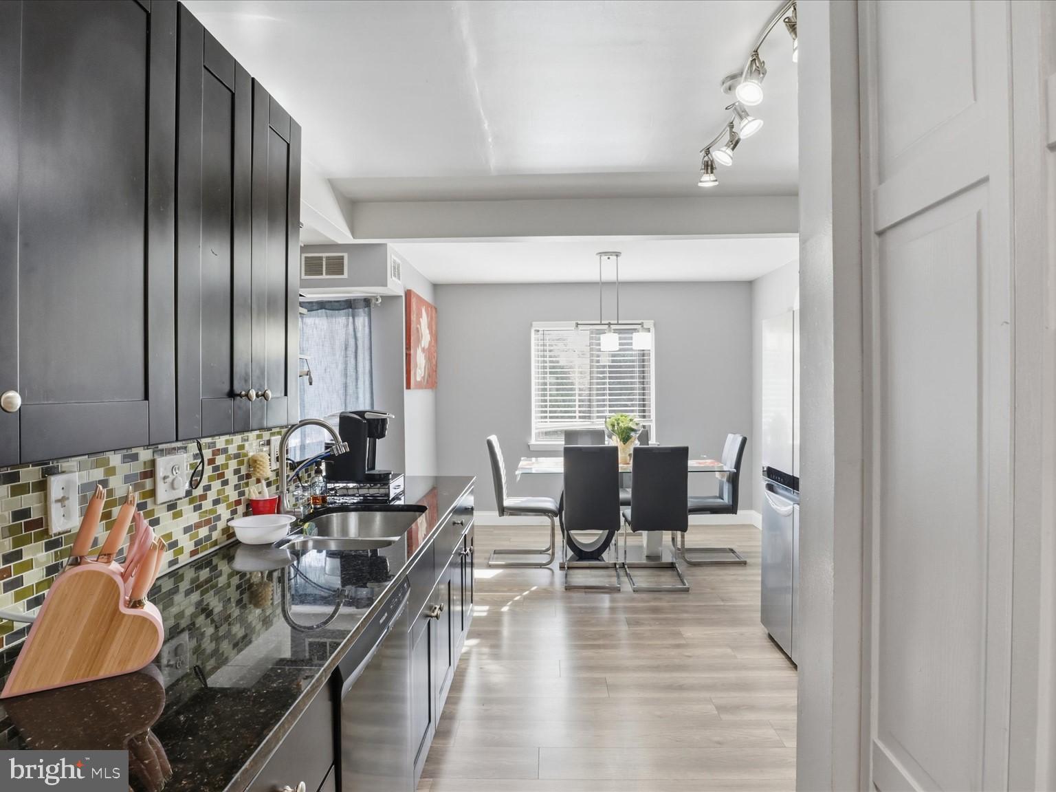 AVALON - Residential