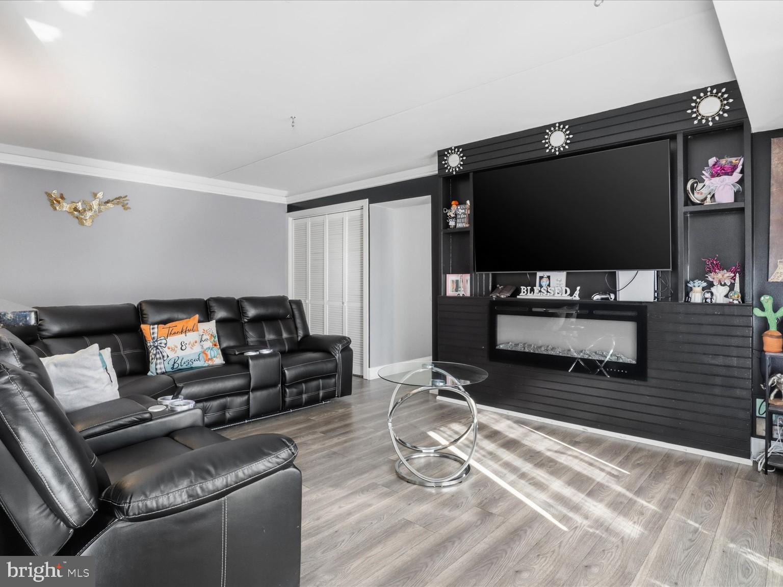 AVALON - Residential