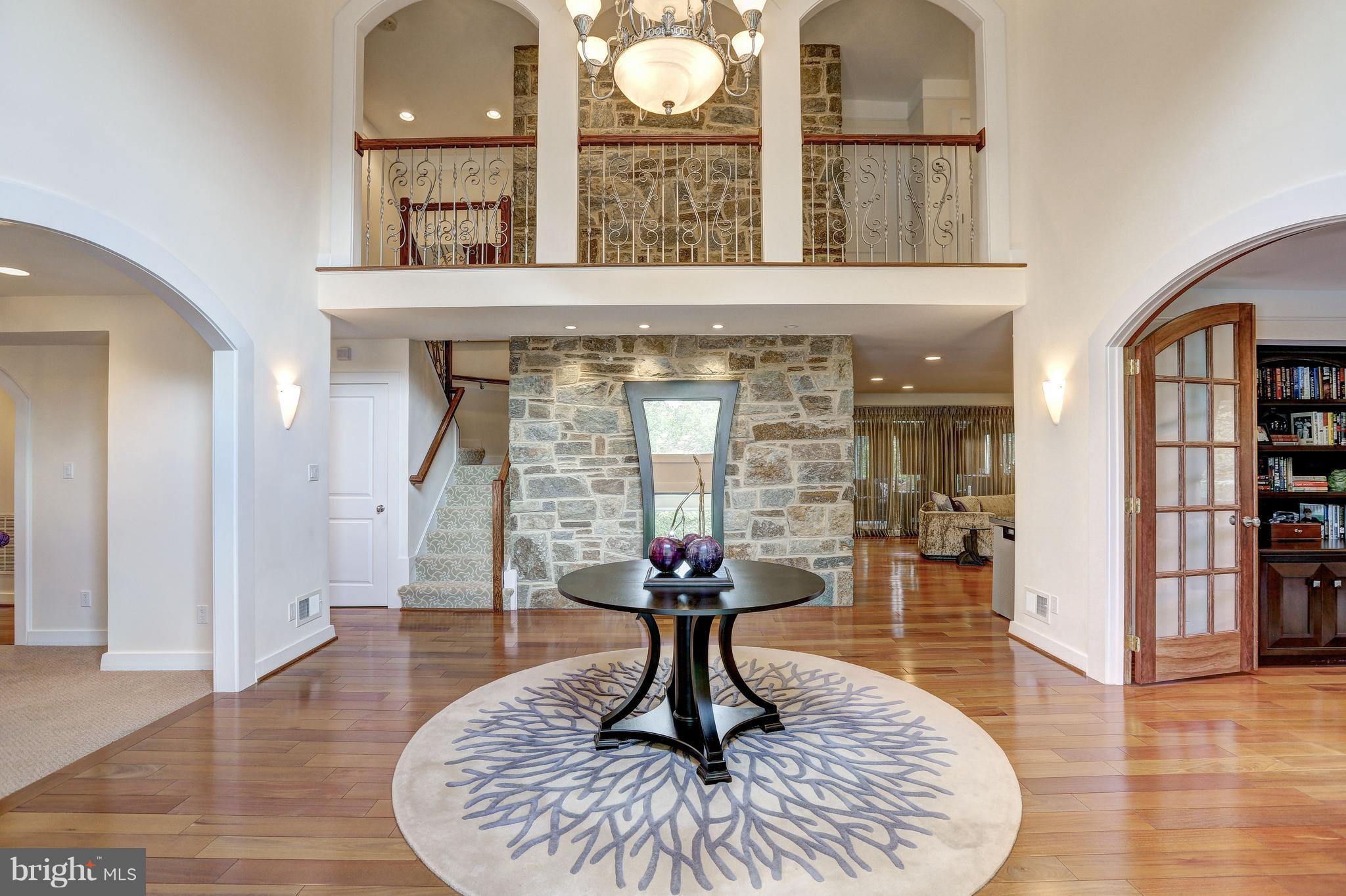 POTOMAC VILLAGE - Residential