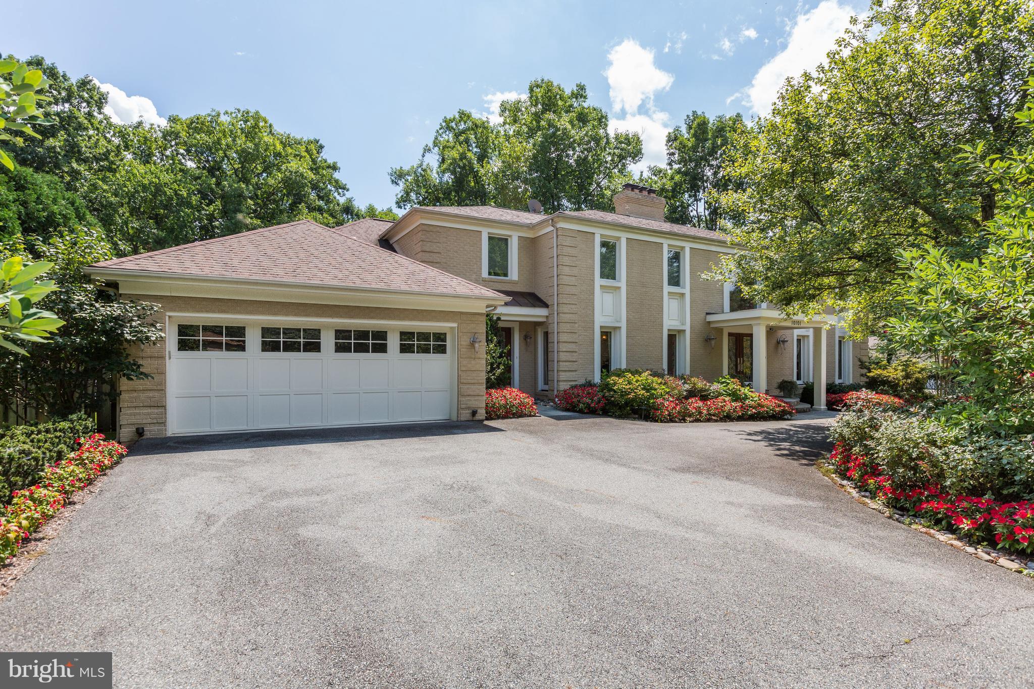 POTOMAC VILLAGE - Residential