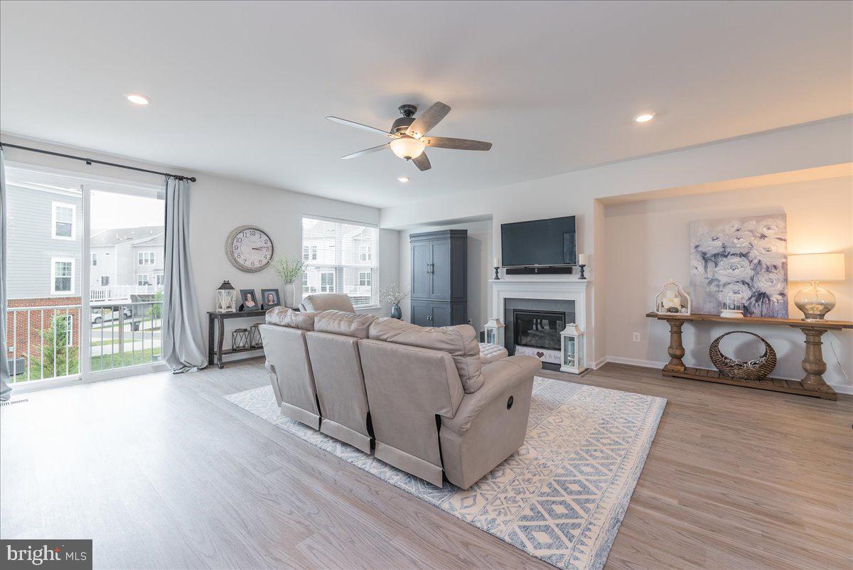 GOOSE CREEK - Residential Lease