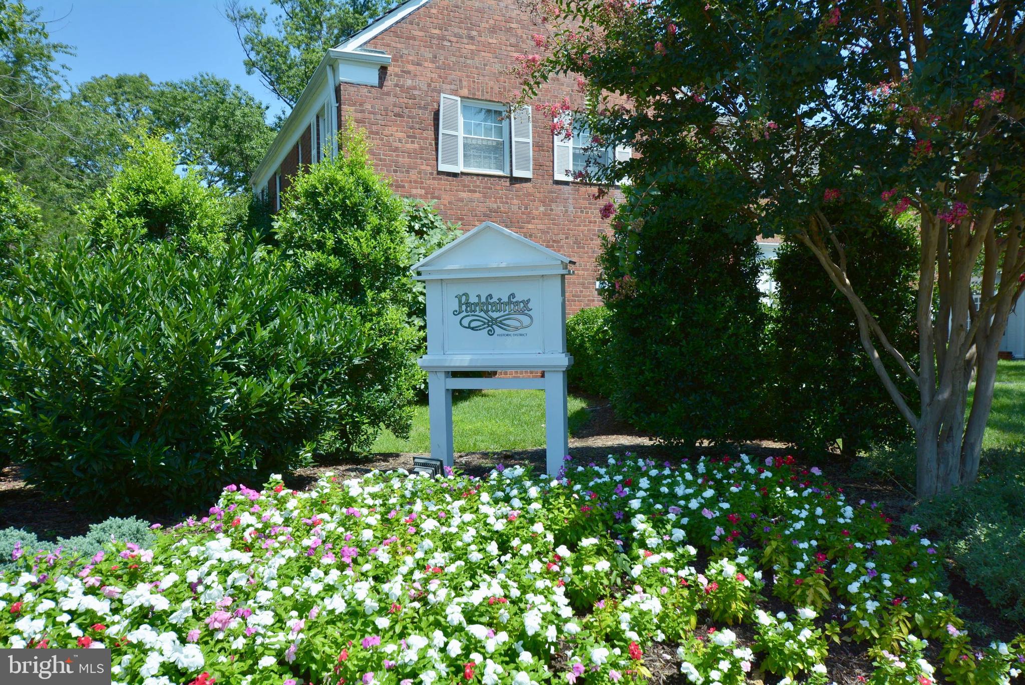 PARK  FAIRFAX - Residential