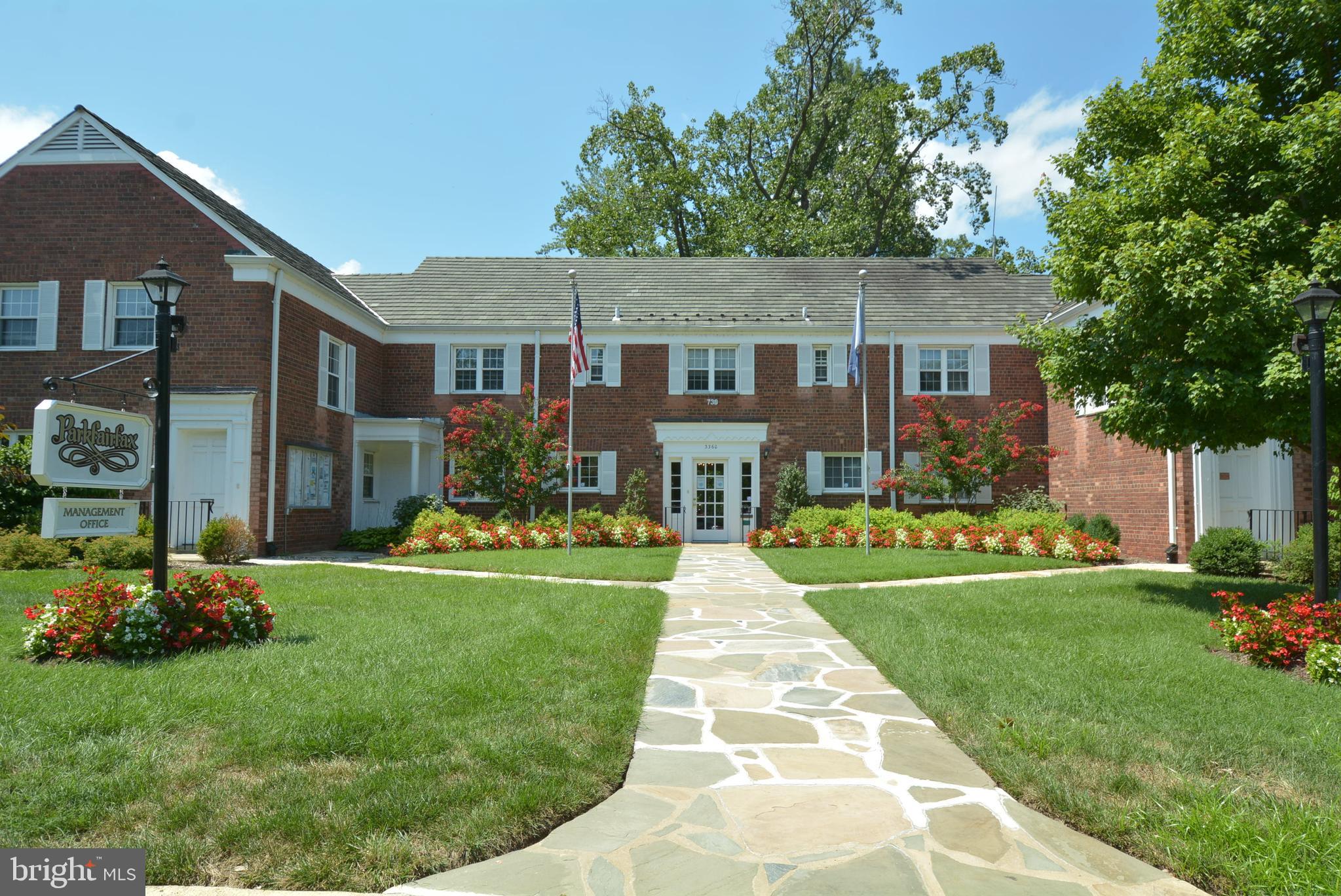 PARK  FAIRFAX - Residential