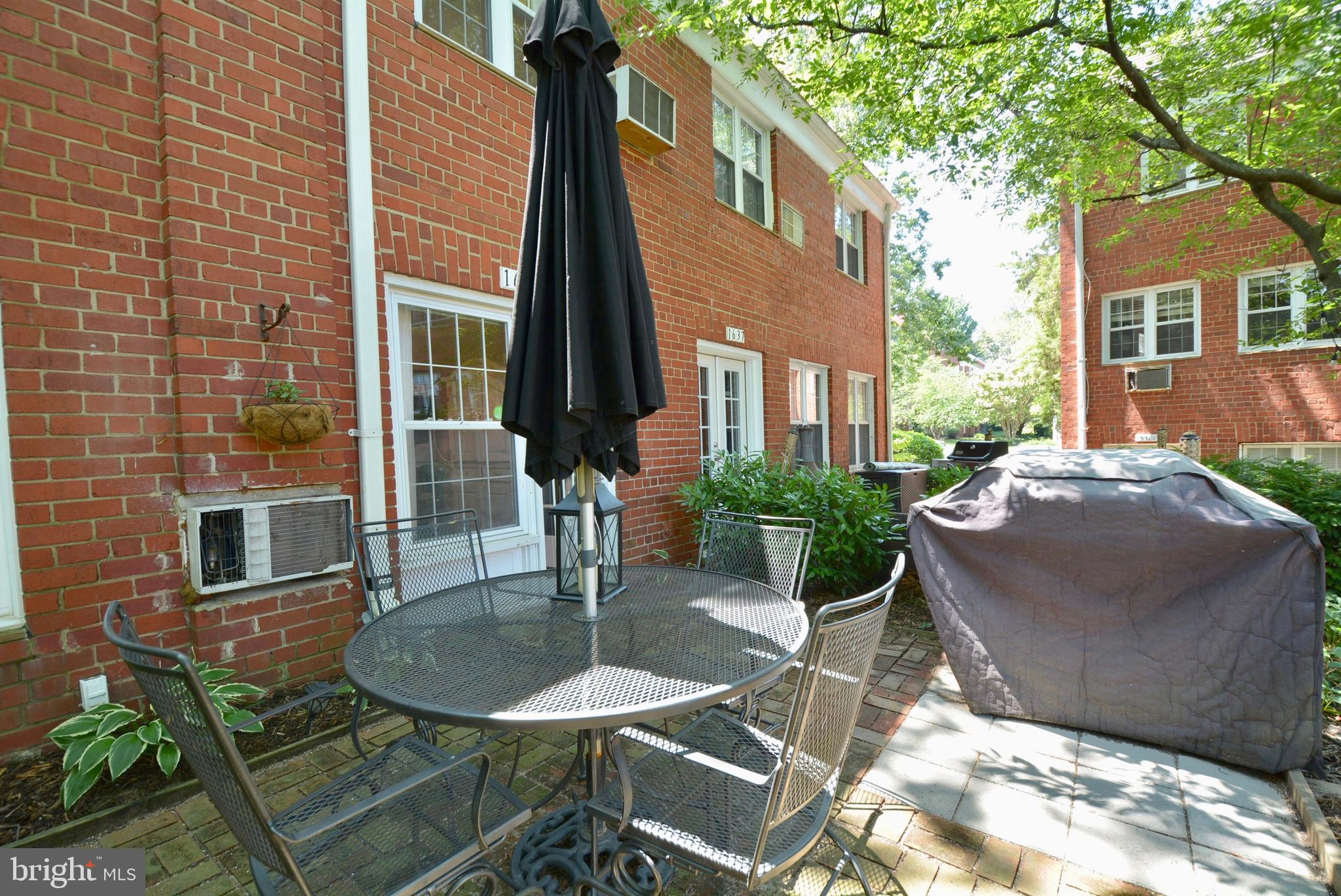 PARK  FAIRFAX - Residential