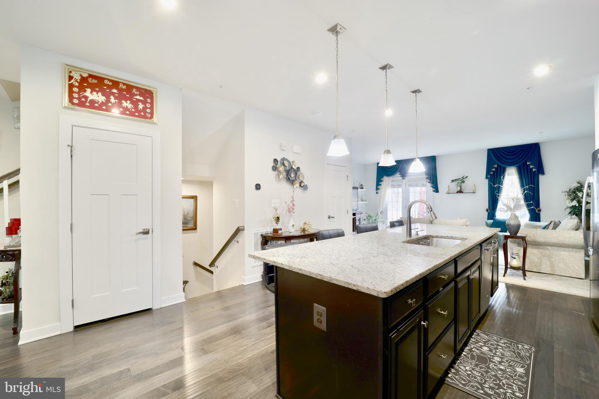 SILVER SPRING - Residential