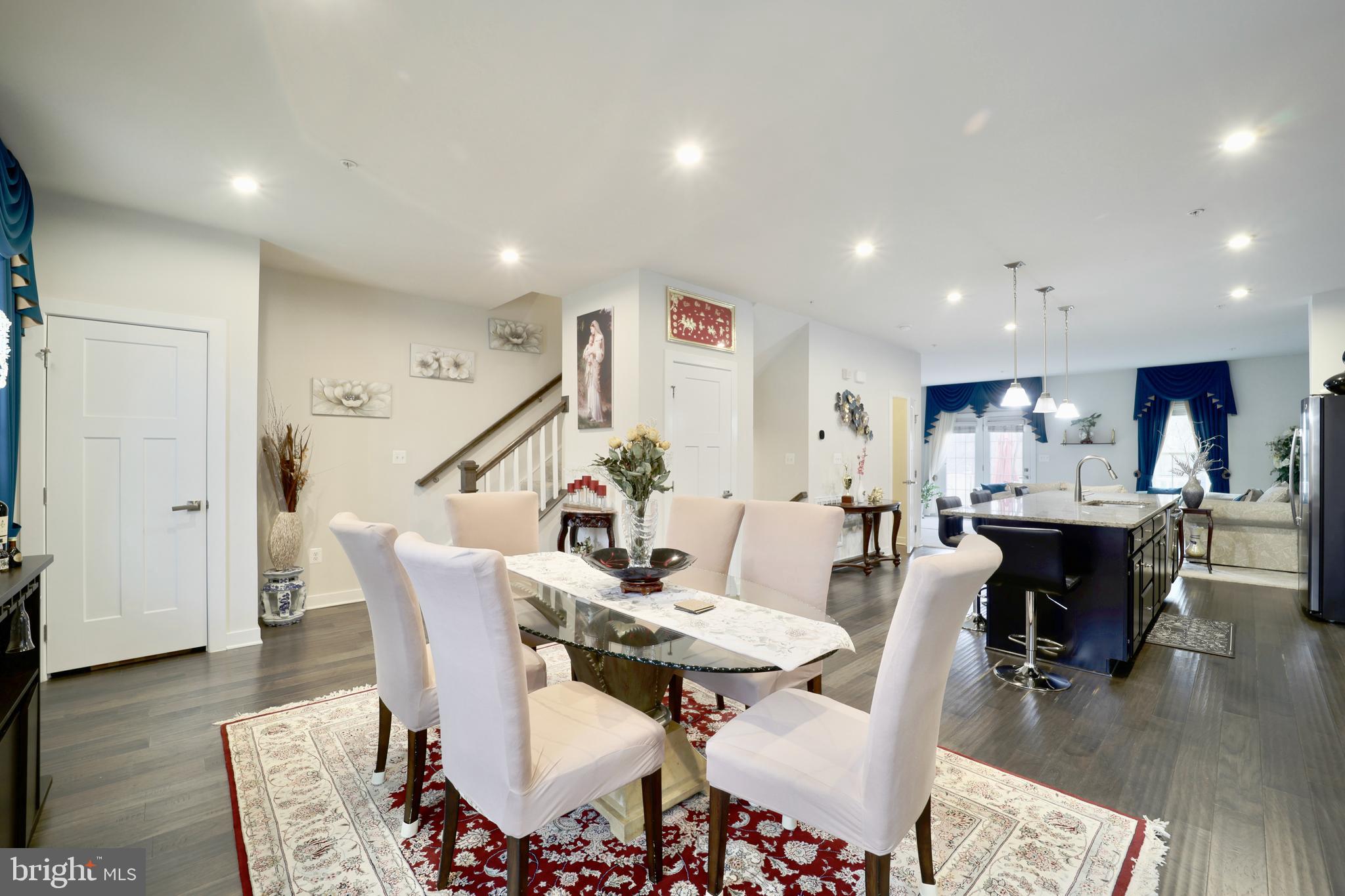 SILVER SPRING - Residential