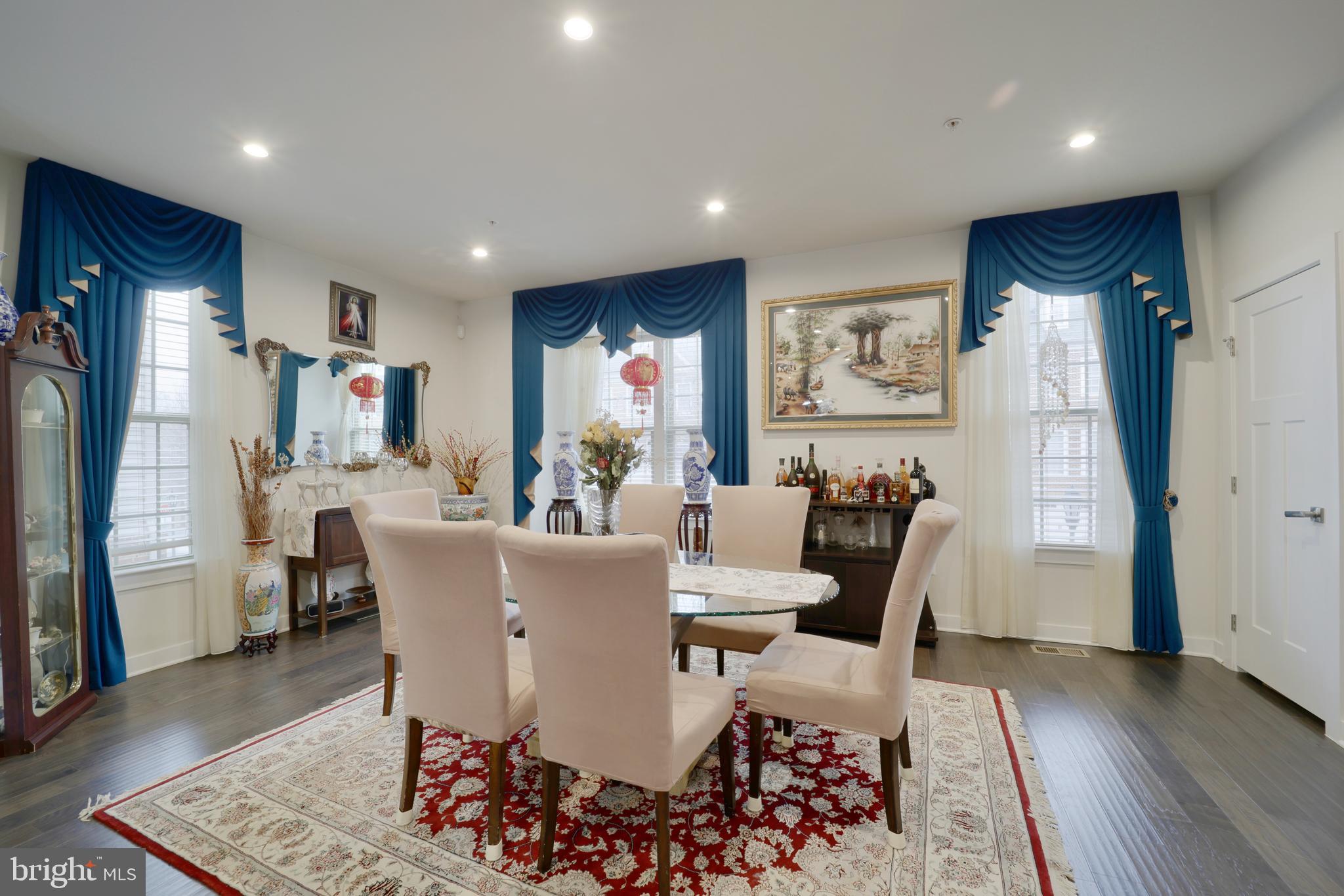 SILVER SPRING - Residential