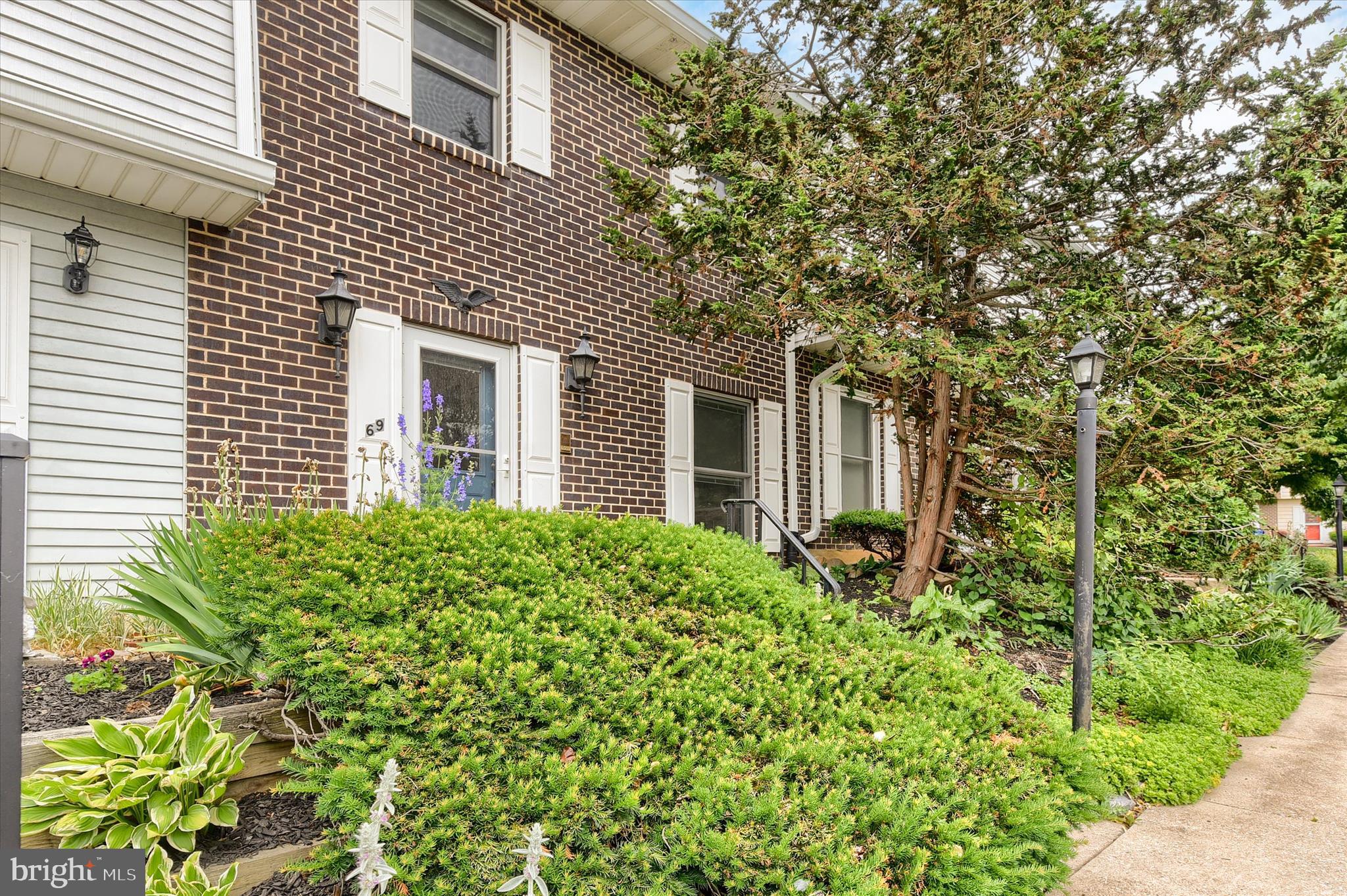 69 DREXEL PLACE